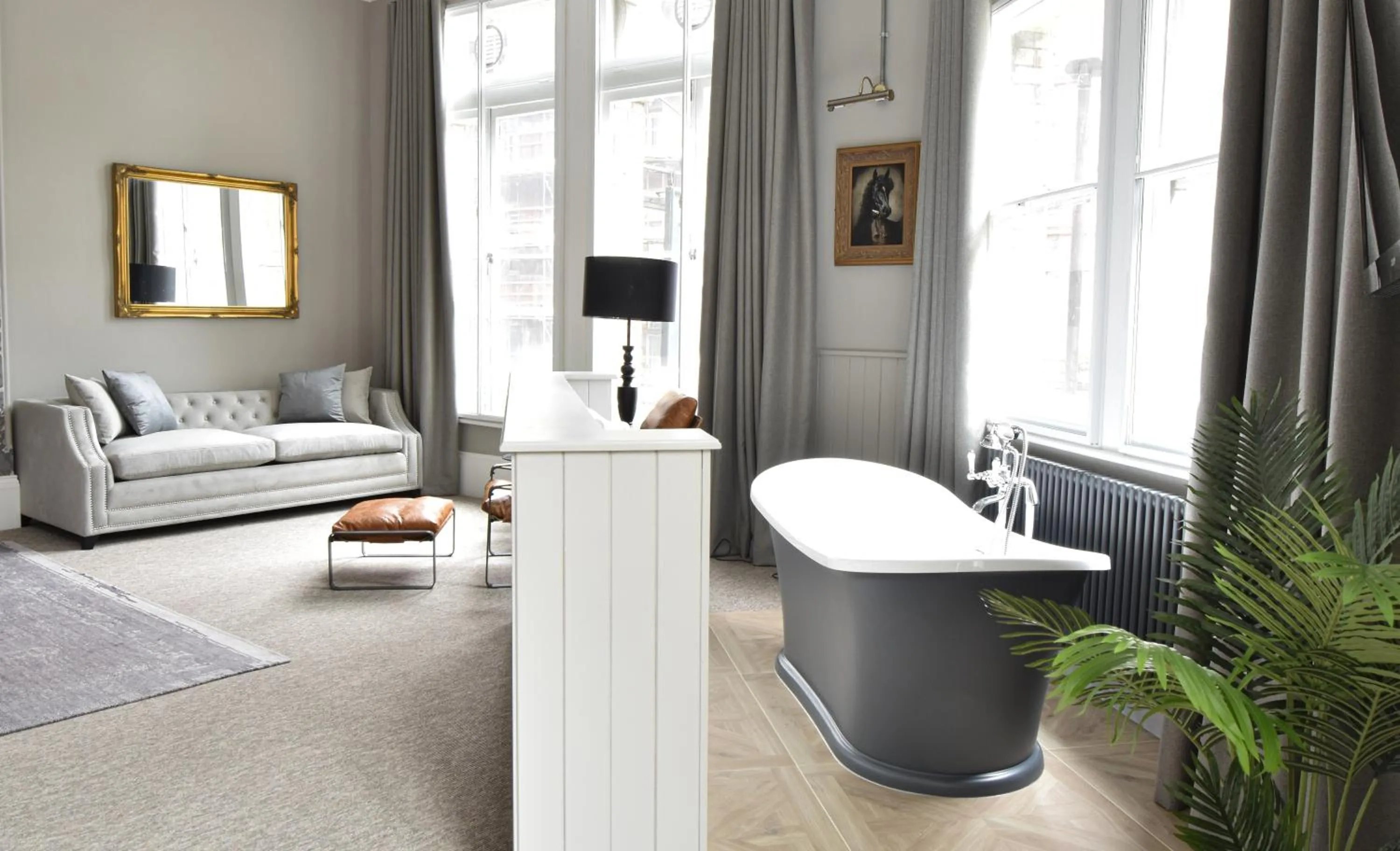 Bath in Yorkshire Grey Pub & Rooms