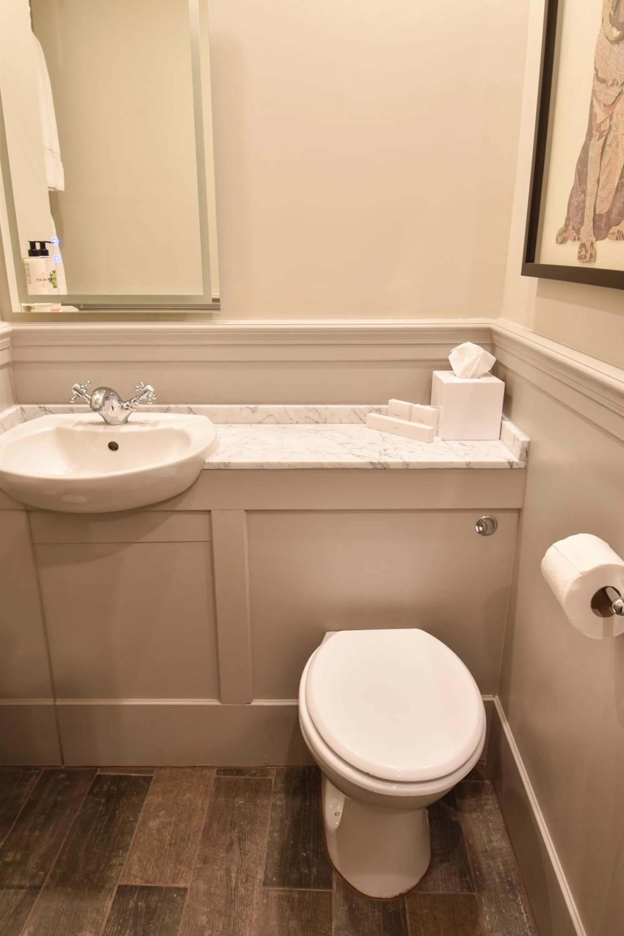 Bathroom in Yorkshire Grey Pub & Rooms