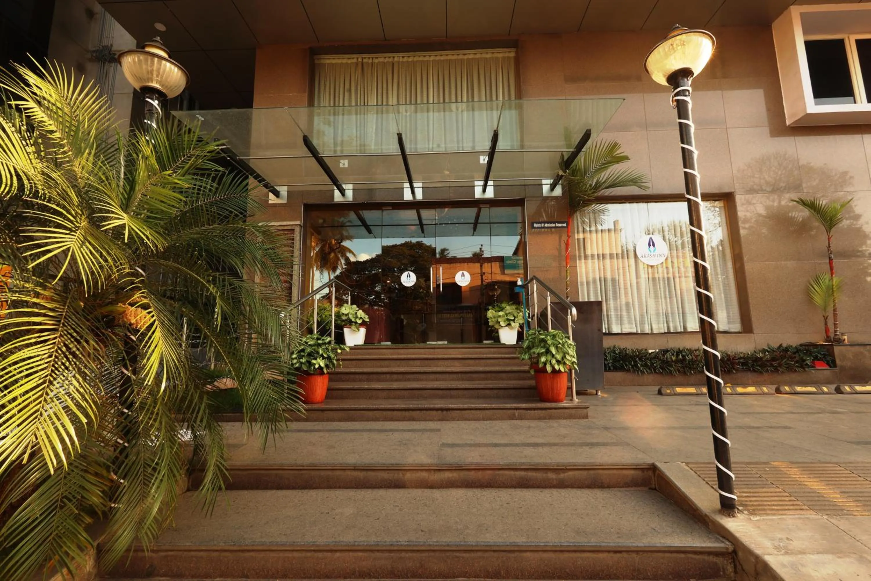 Facade/entrance in Akash Inn