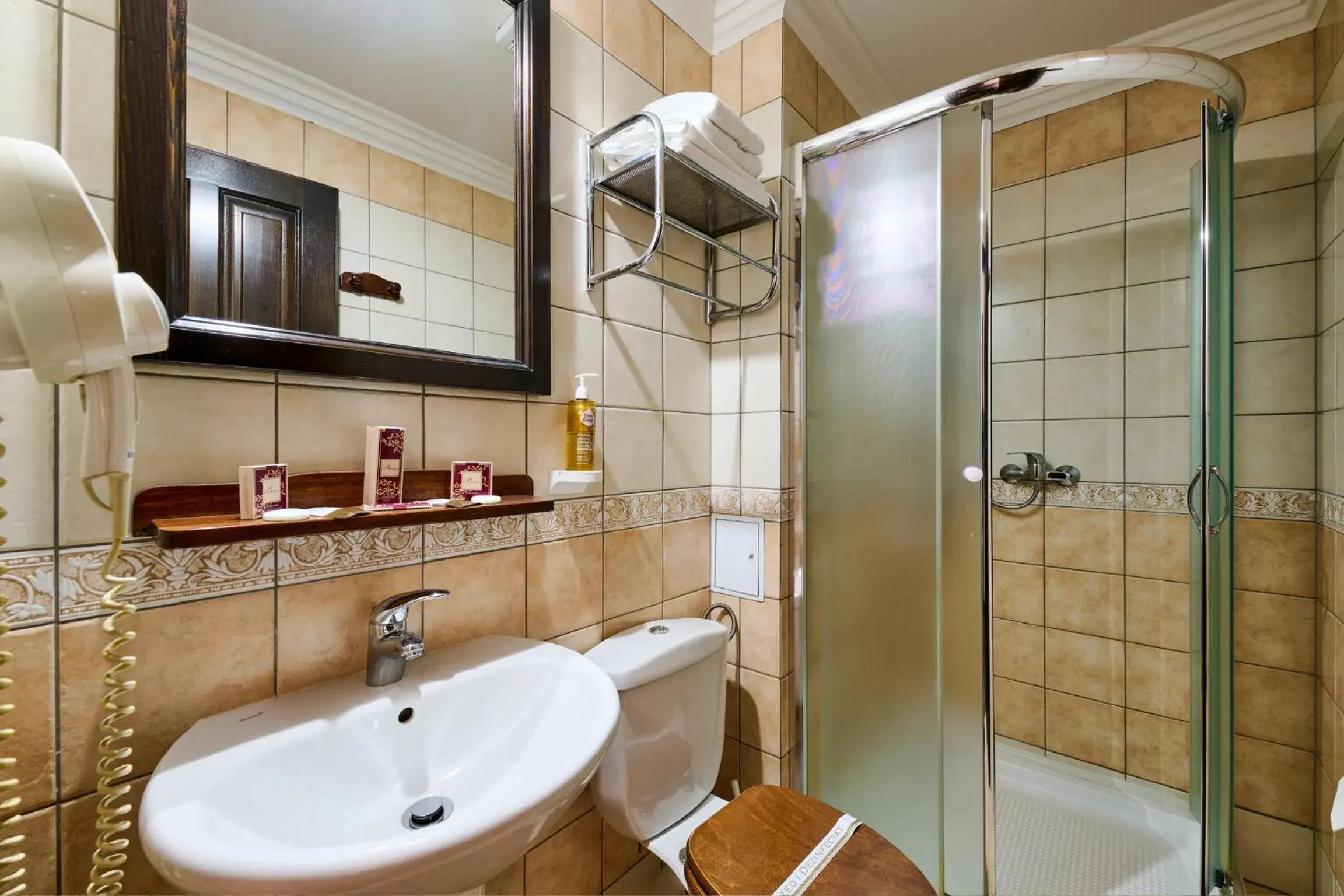 Triple Room in Hotel Classico Timisoara Triple Room in Hotel Classico Timisoara