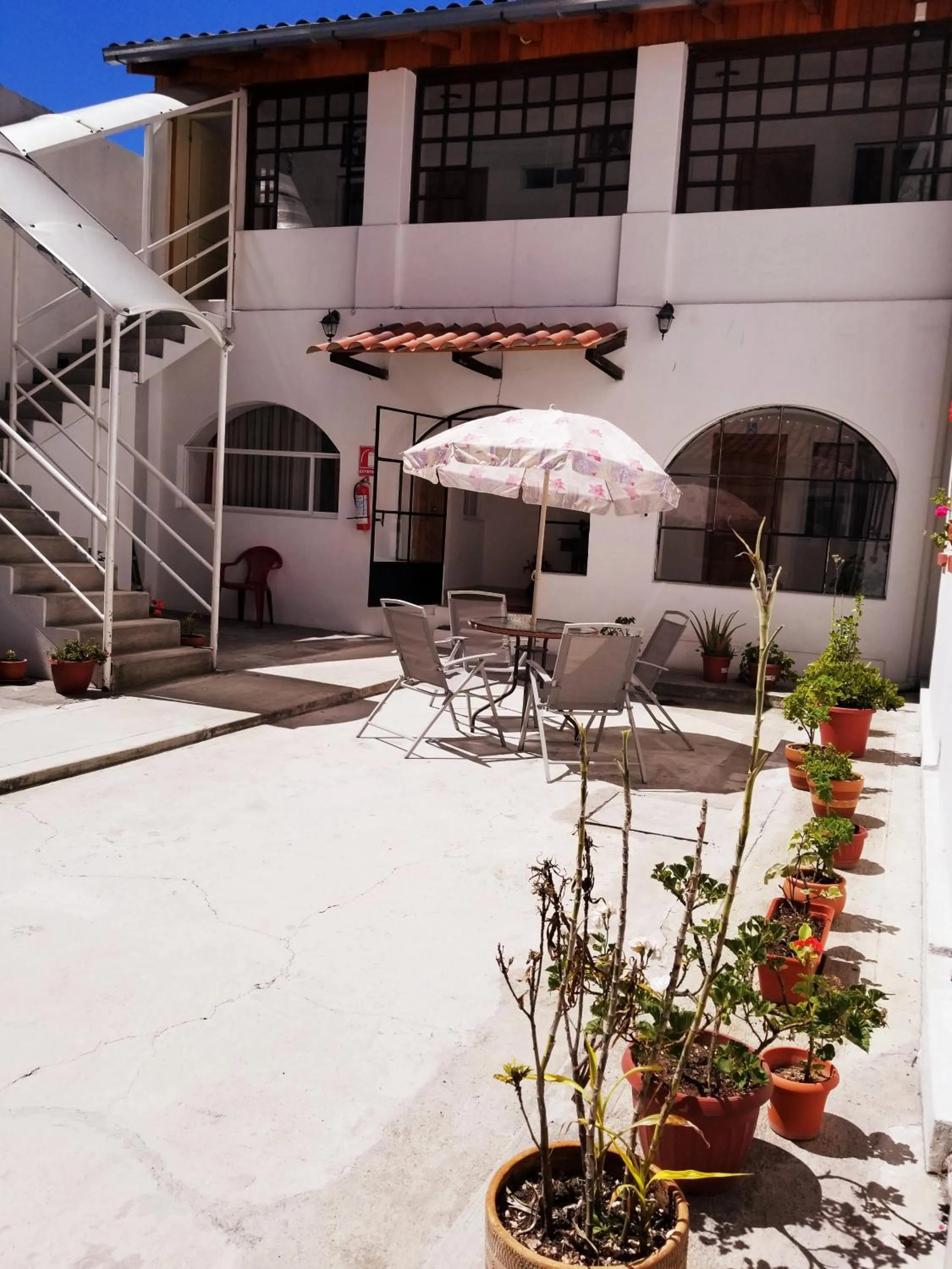 Patio in Heritage Inn