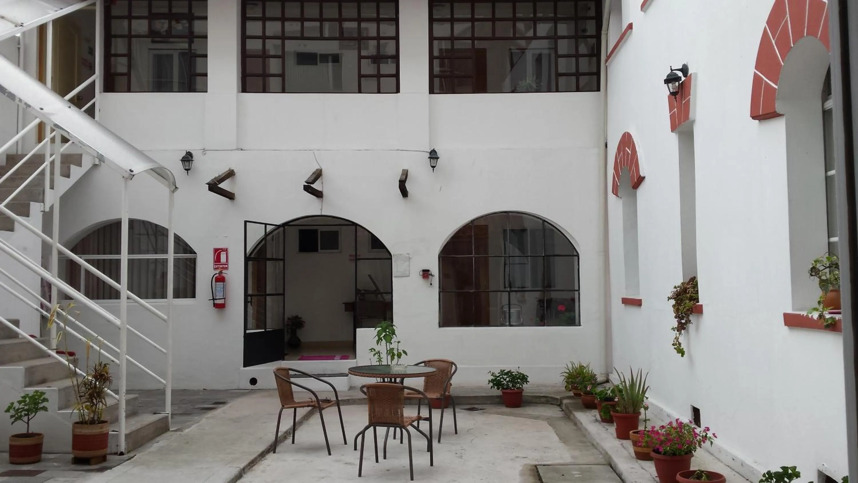 Patio in Heritage Inn