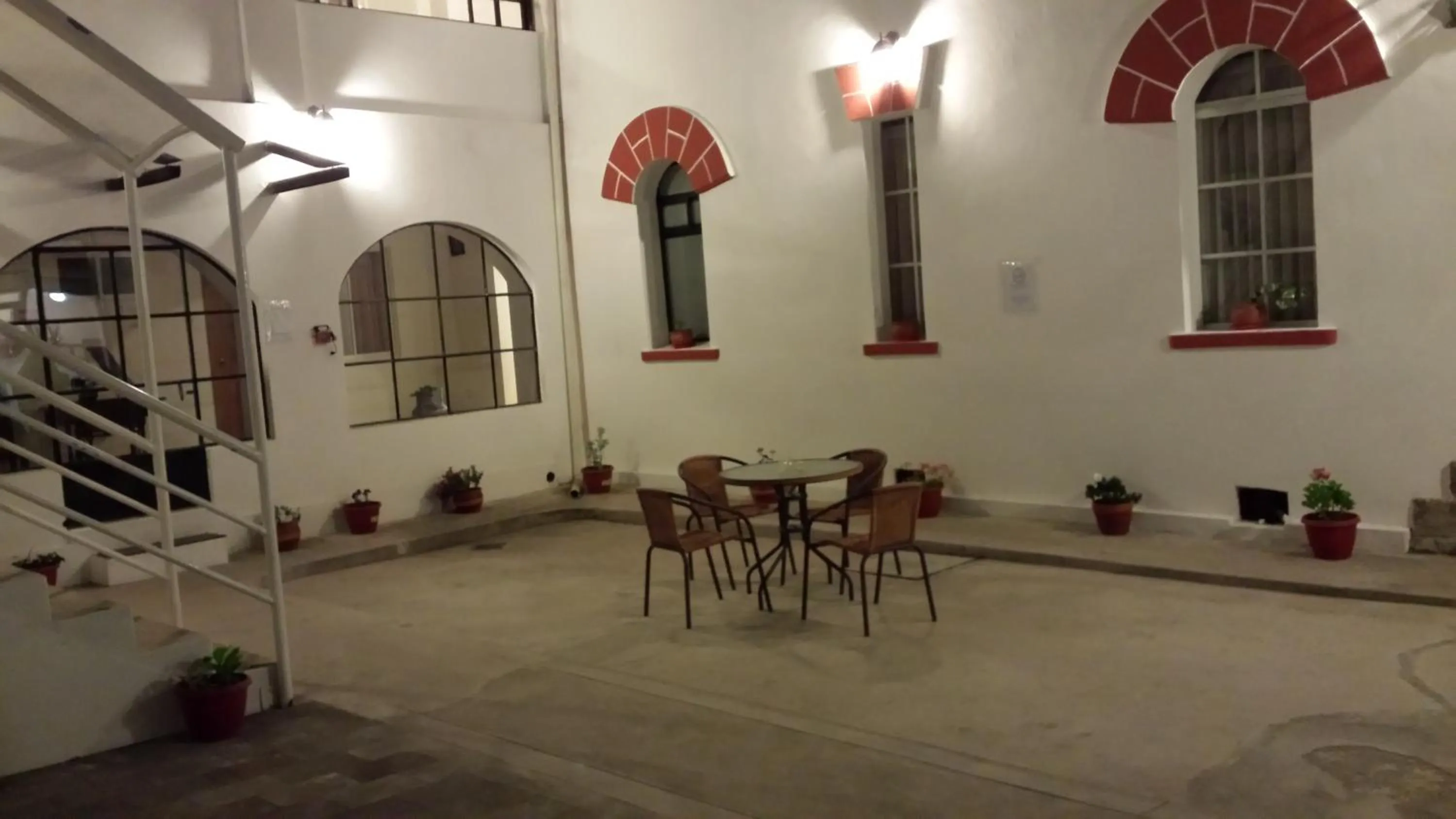 Patio in Heritage Inn