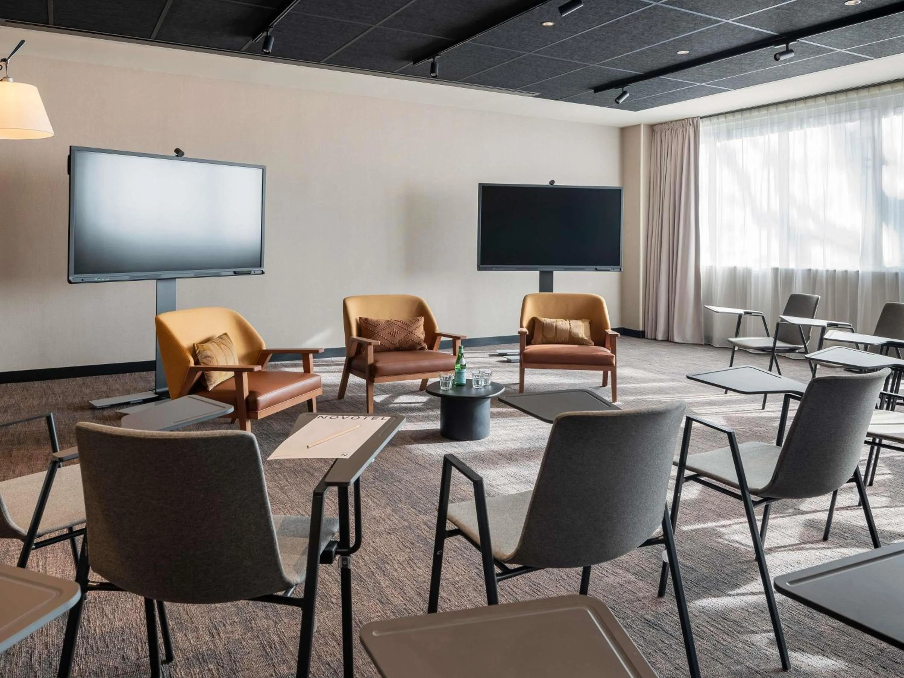 Meeting/conference room in Novotel Paris La Défense Nanterre