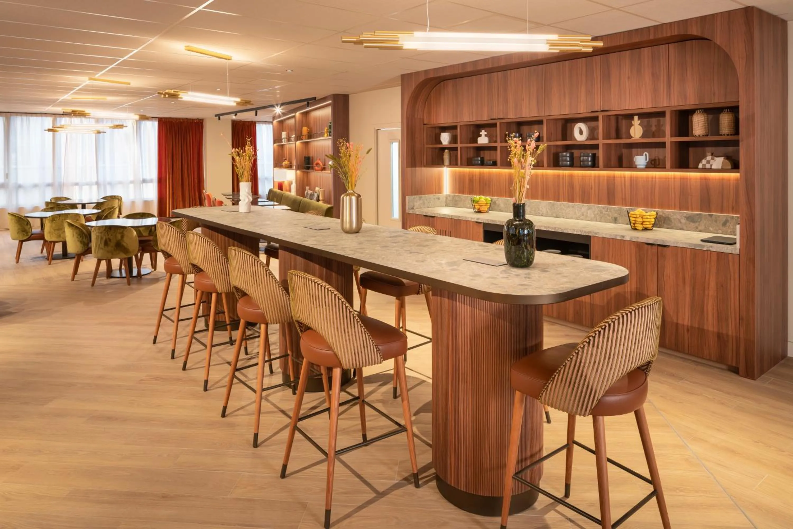 Restaurant/places to eat in Novotel Paris La Défense Nanterre