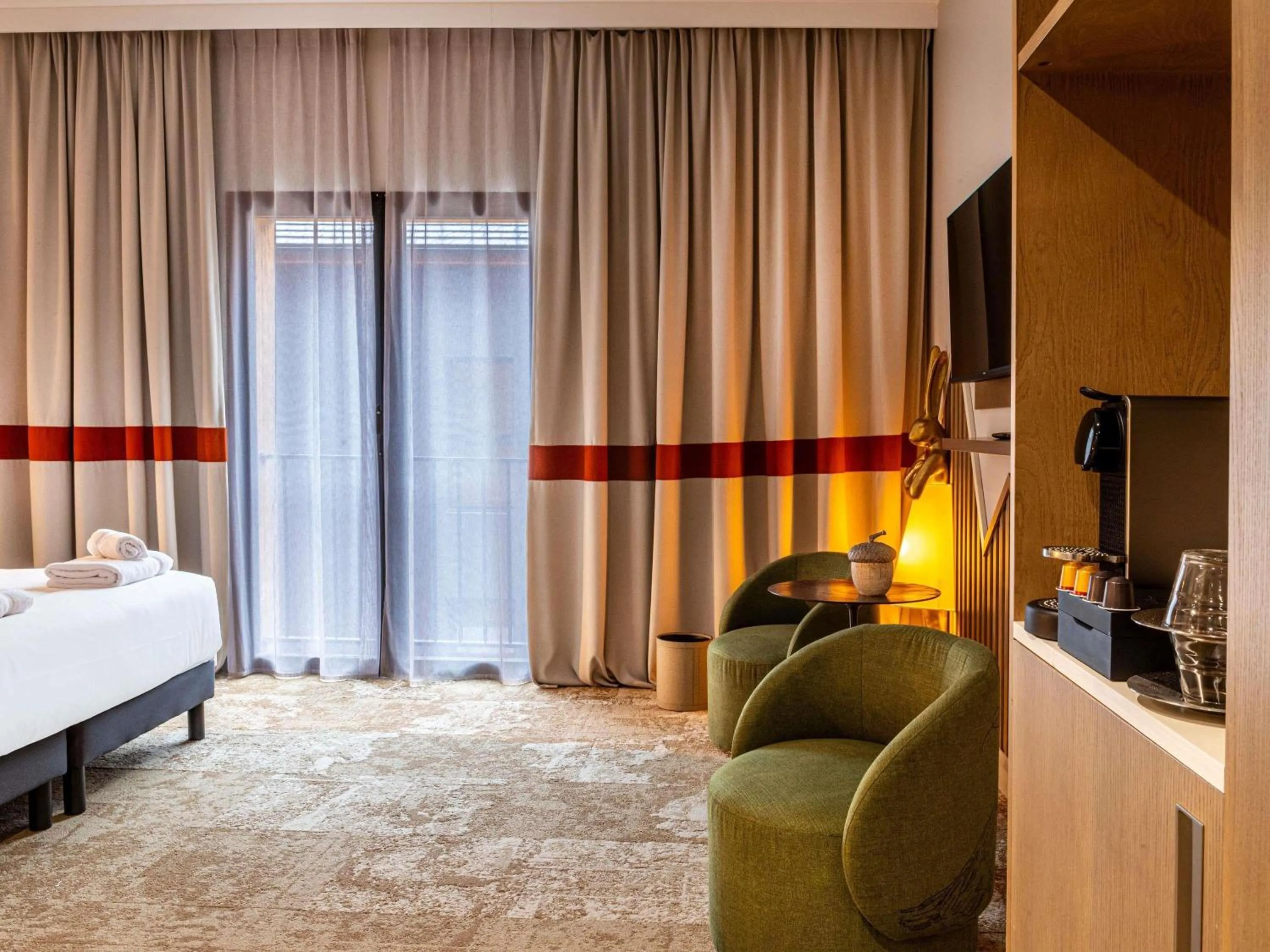 Bedroom, Bed in Mercure Ax Les Thermes