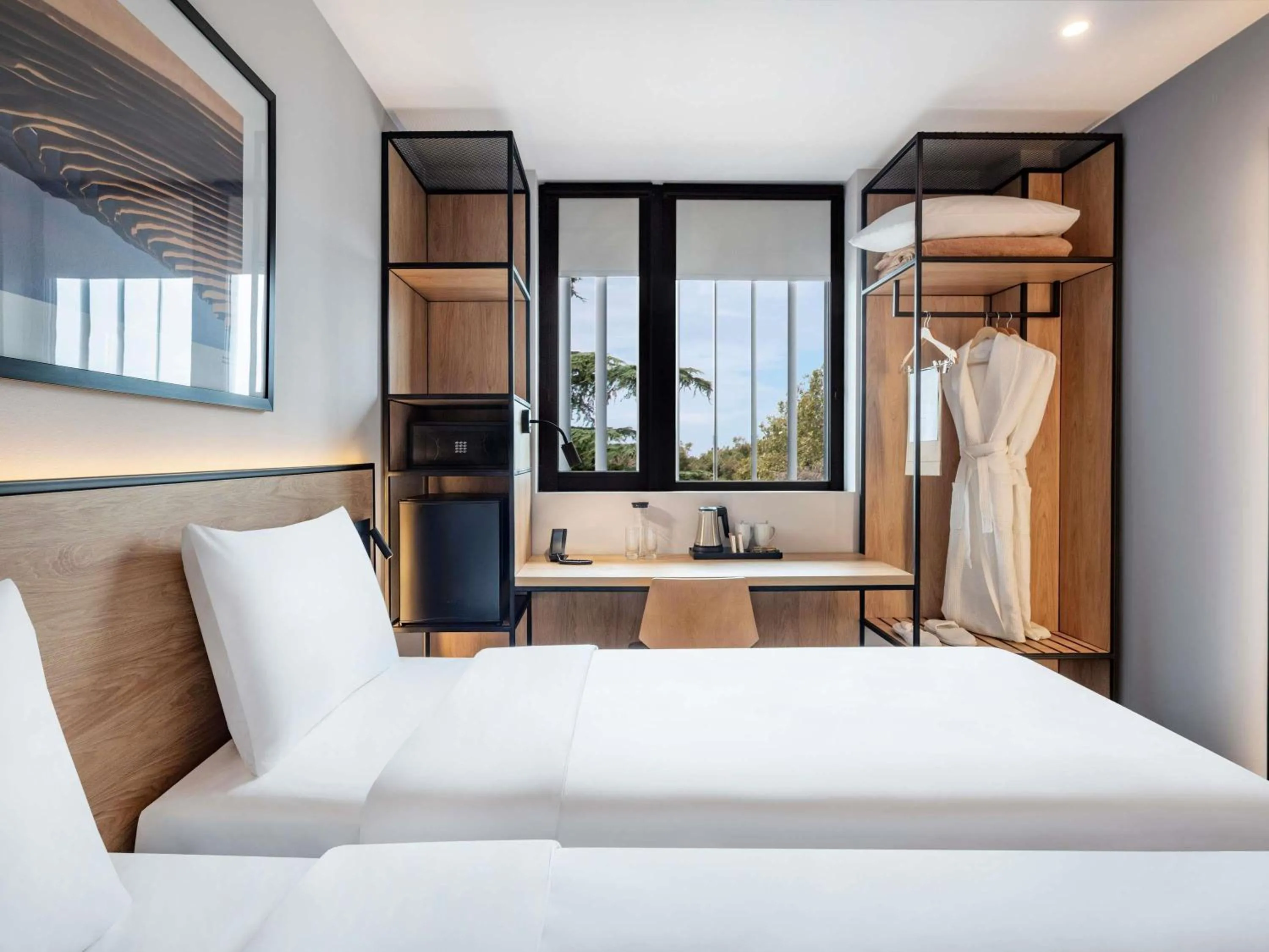 Bedroom, Bed in ibis Tbilisi Airport