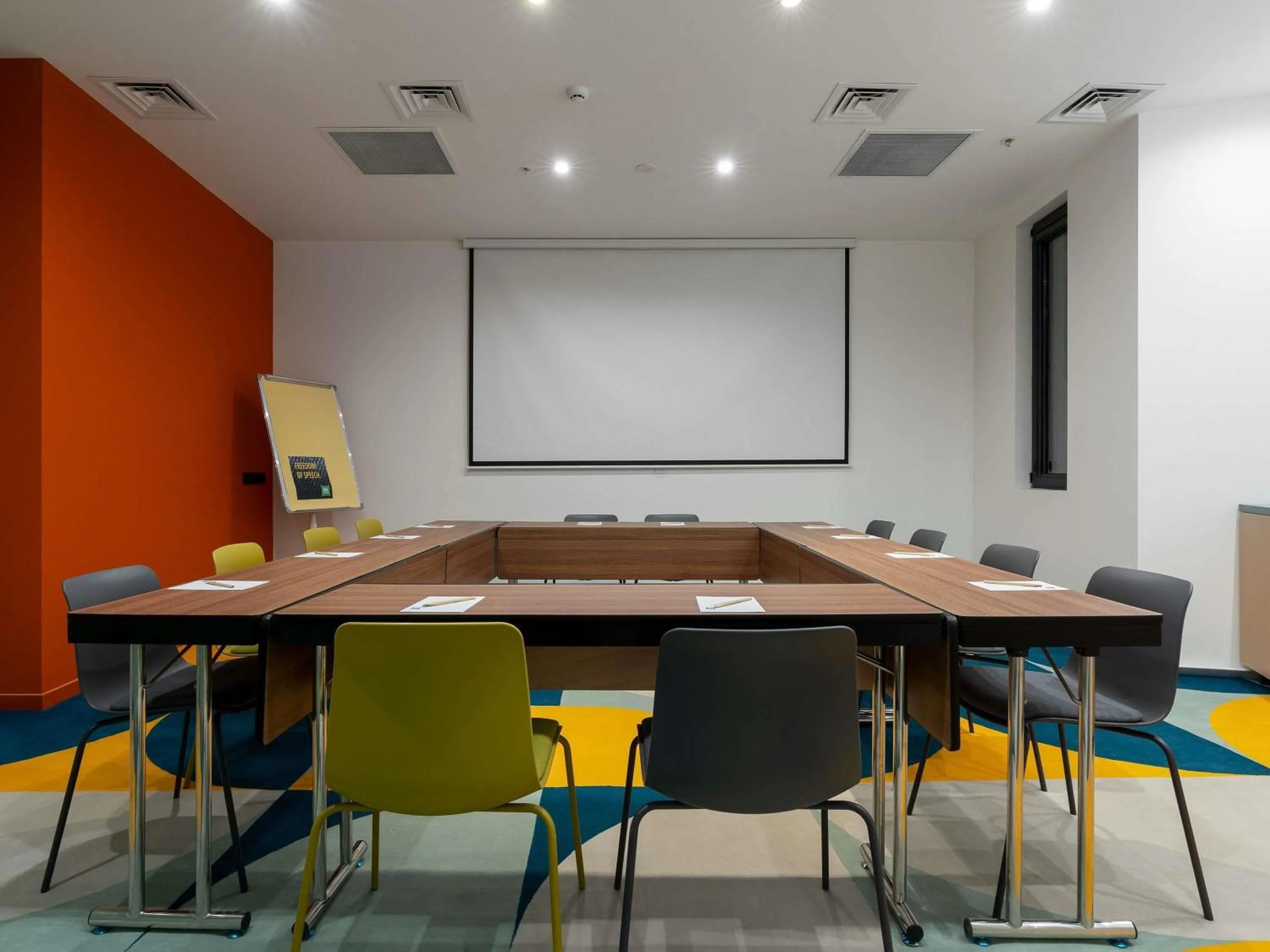 Meeting/conference room in ibis Styles Old Tbilisi