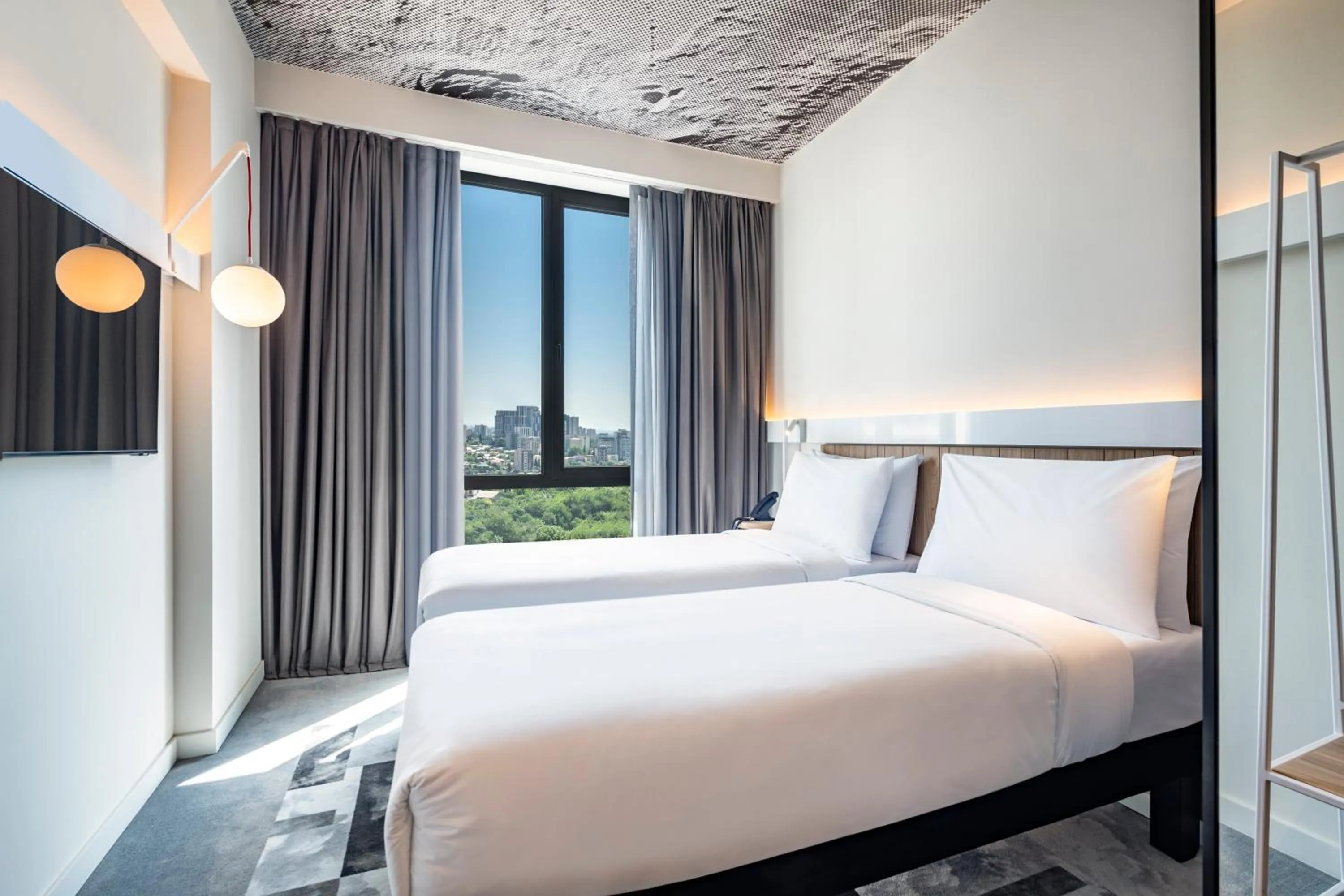 Bedroom, Bed in ibis Tbilisi City