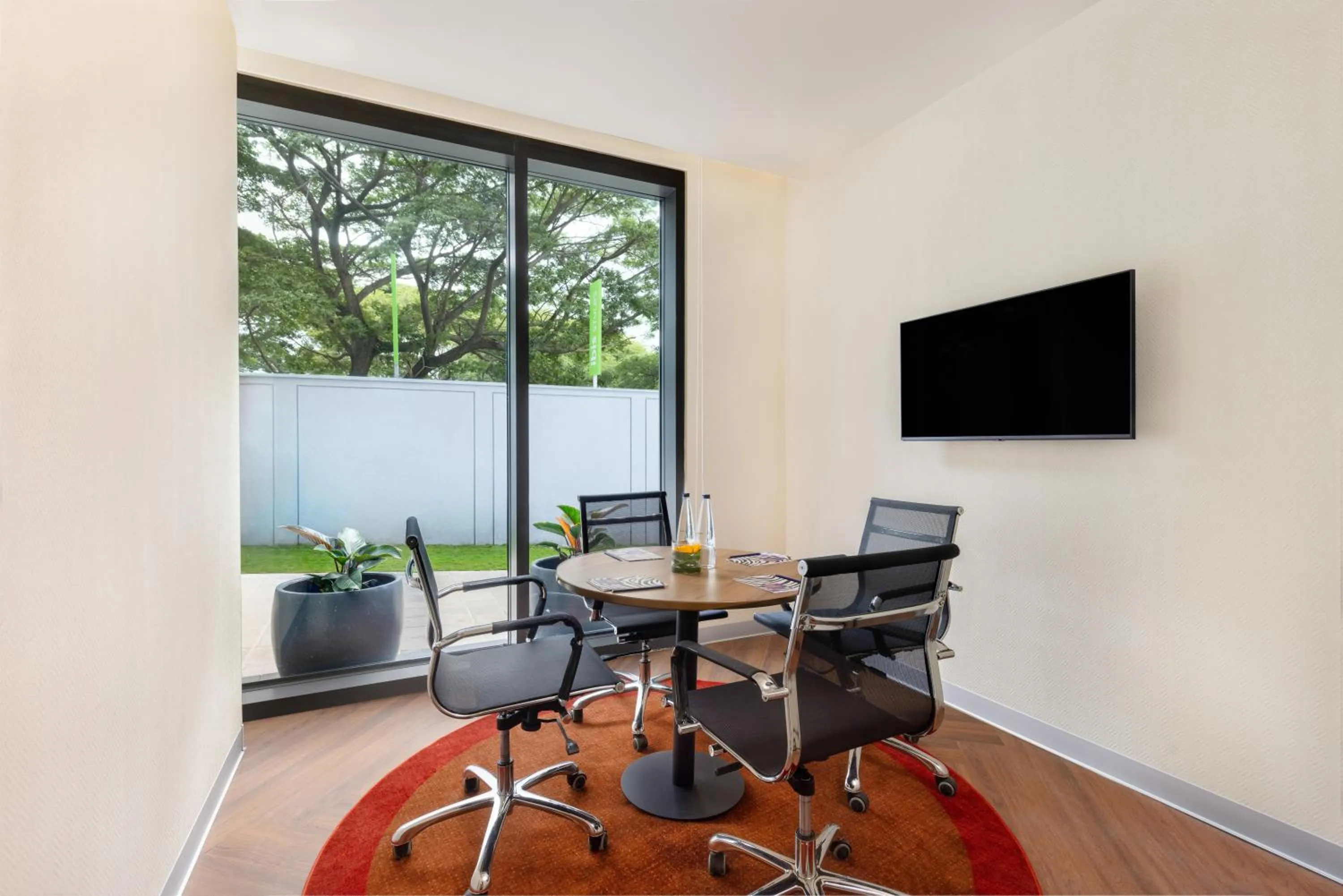 Meeting/conference room in ibis Styles Mysuru