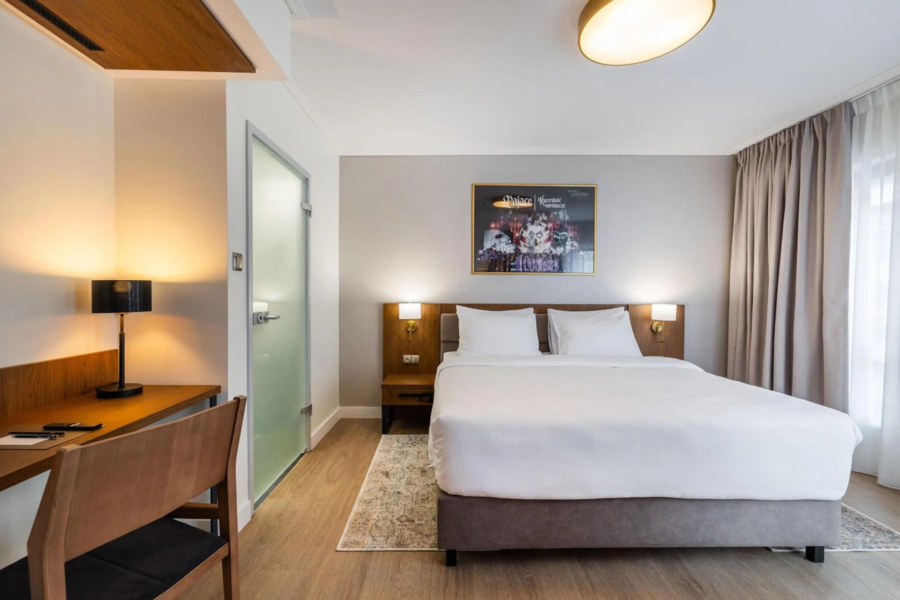 Bedroom, Bed in Hotel Opera