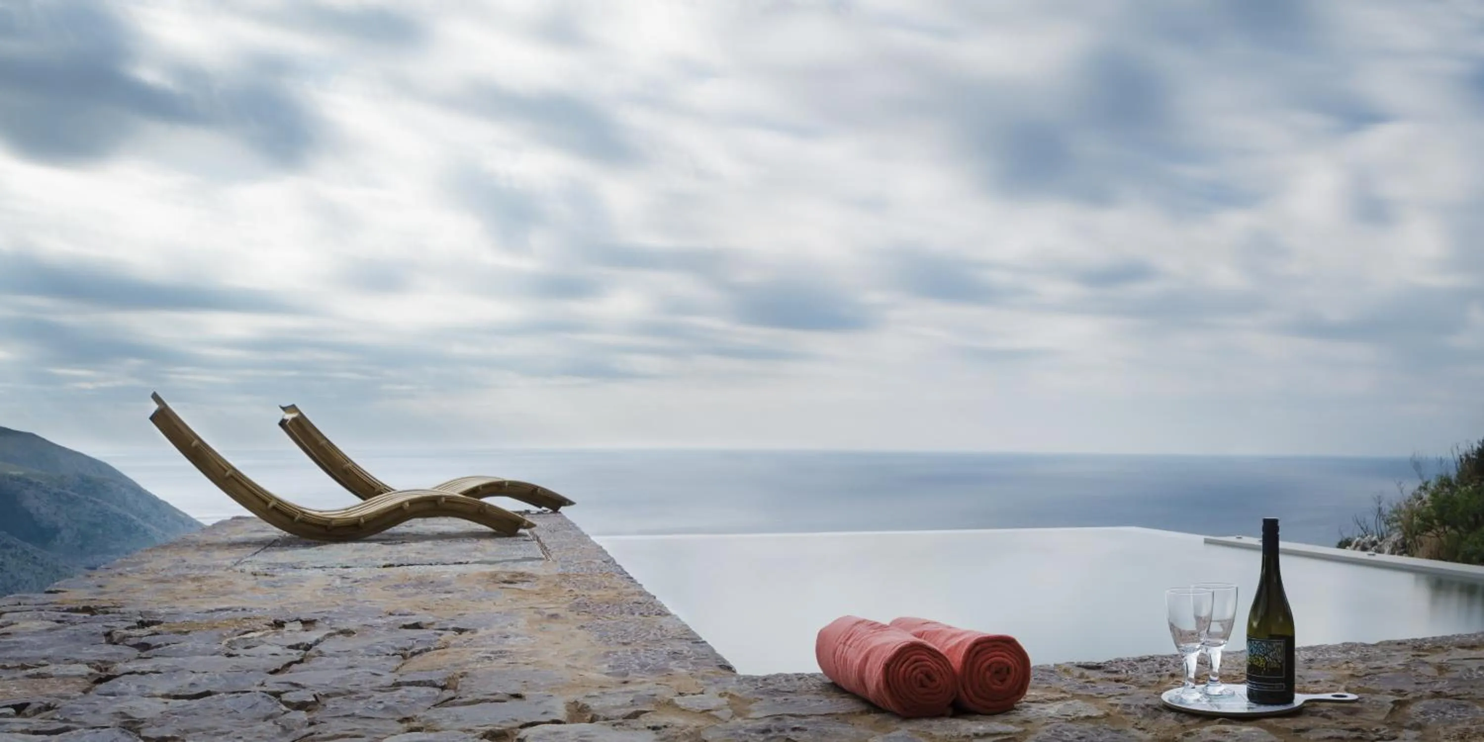Swimming pool in Tainaron Blue Retreat