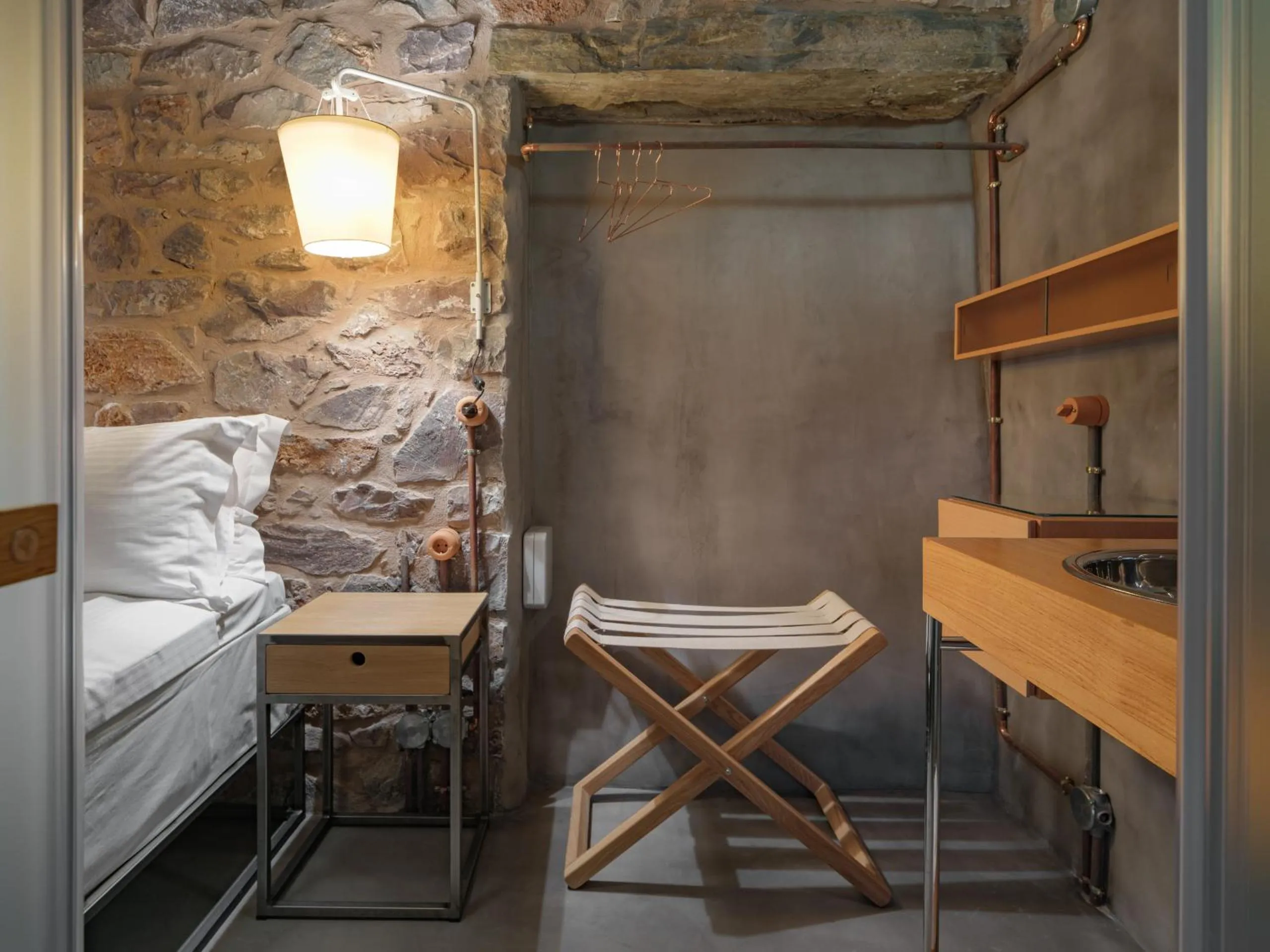 Bedroom, Bed in Tainaron Blue Retreat