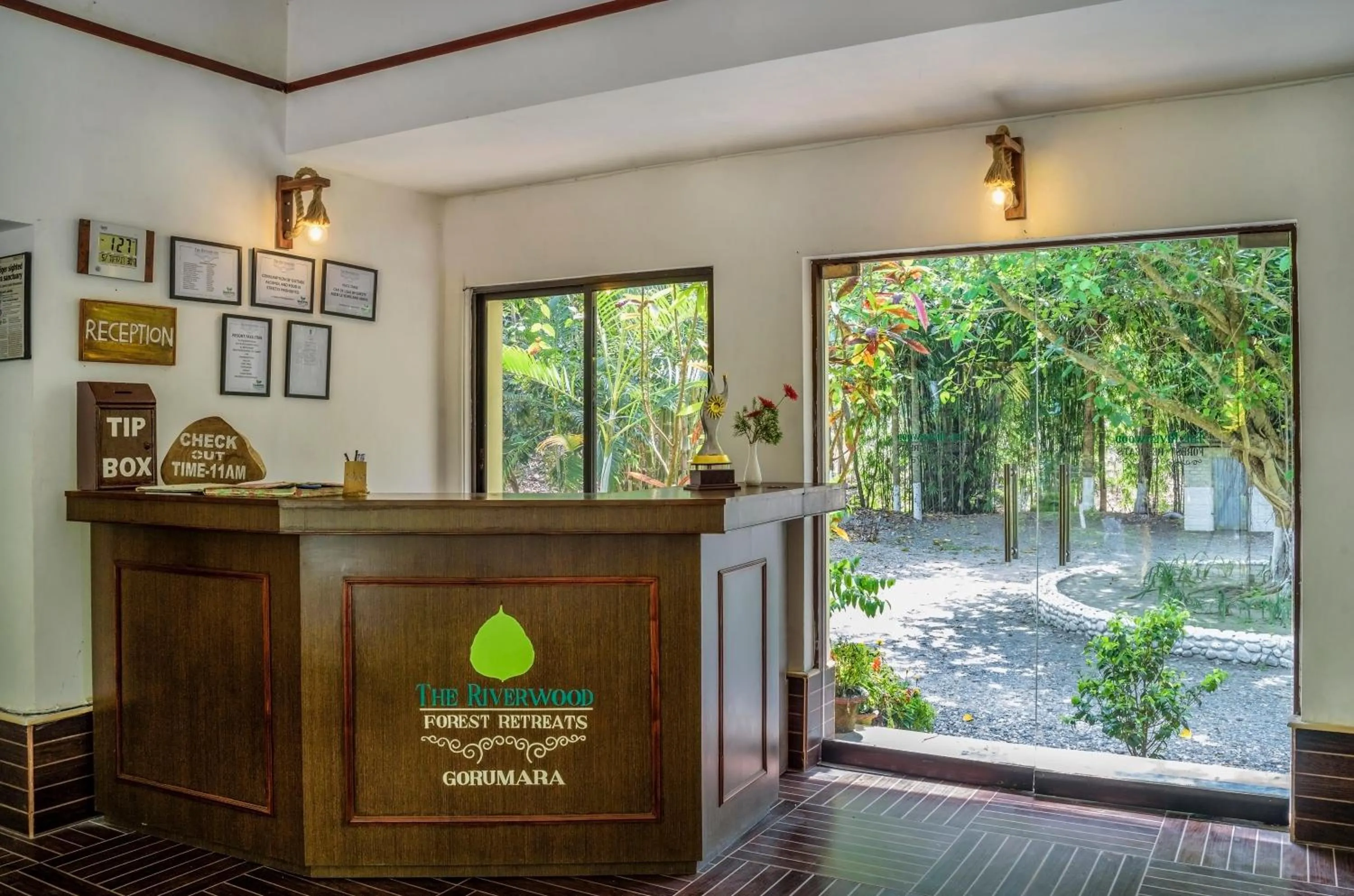 Lobby or reception in The Riverwood Forest Retreat Dooars - fully vaccinated staff