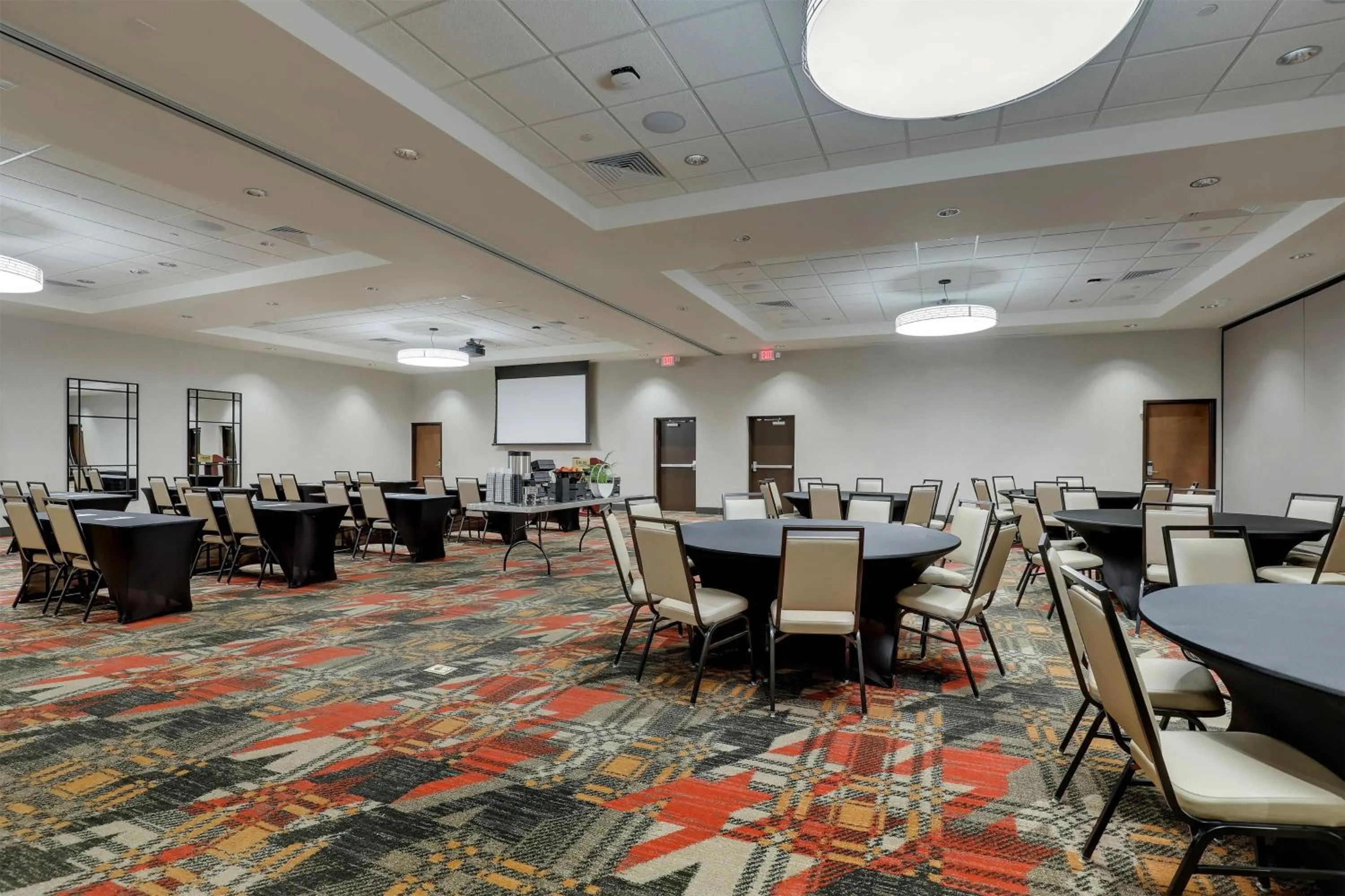 Meeting/conference room in Drury Plaza Hotel North Charleston