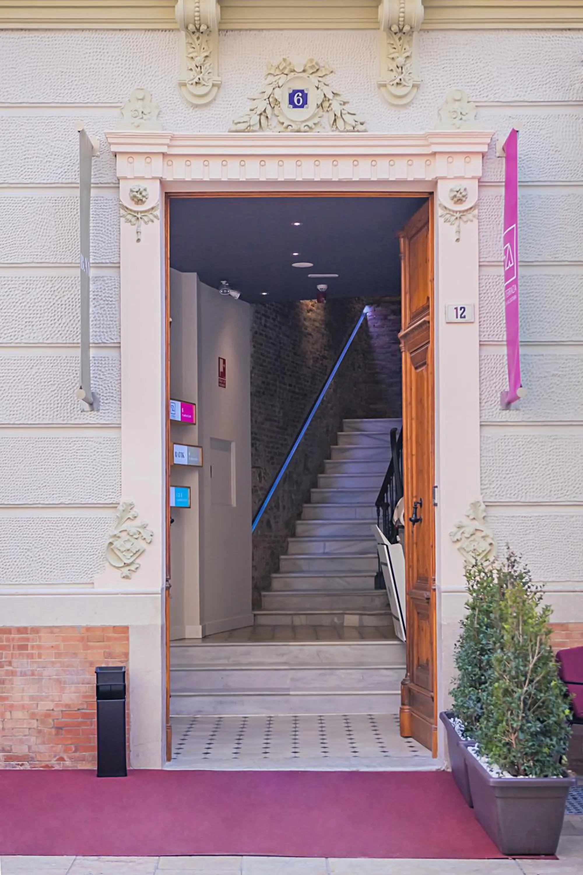 Facade/entrance in Alcazaba Premium Hotel