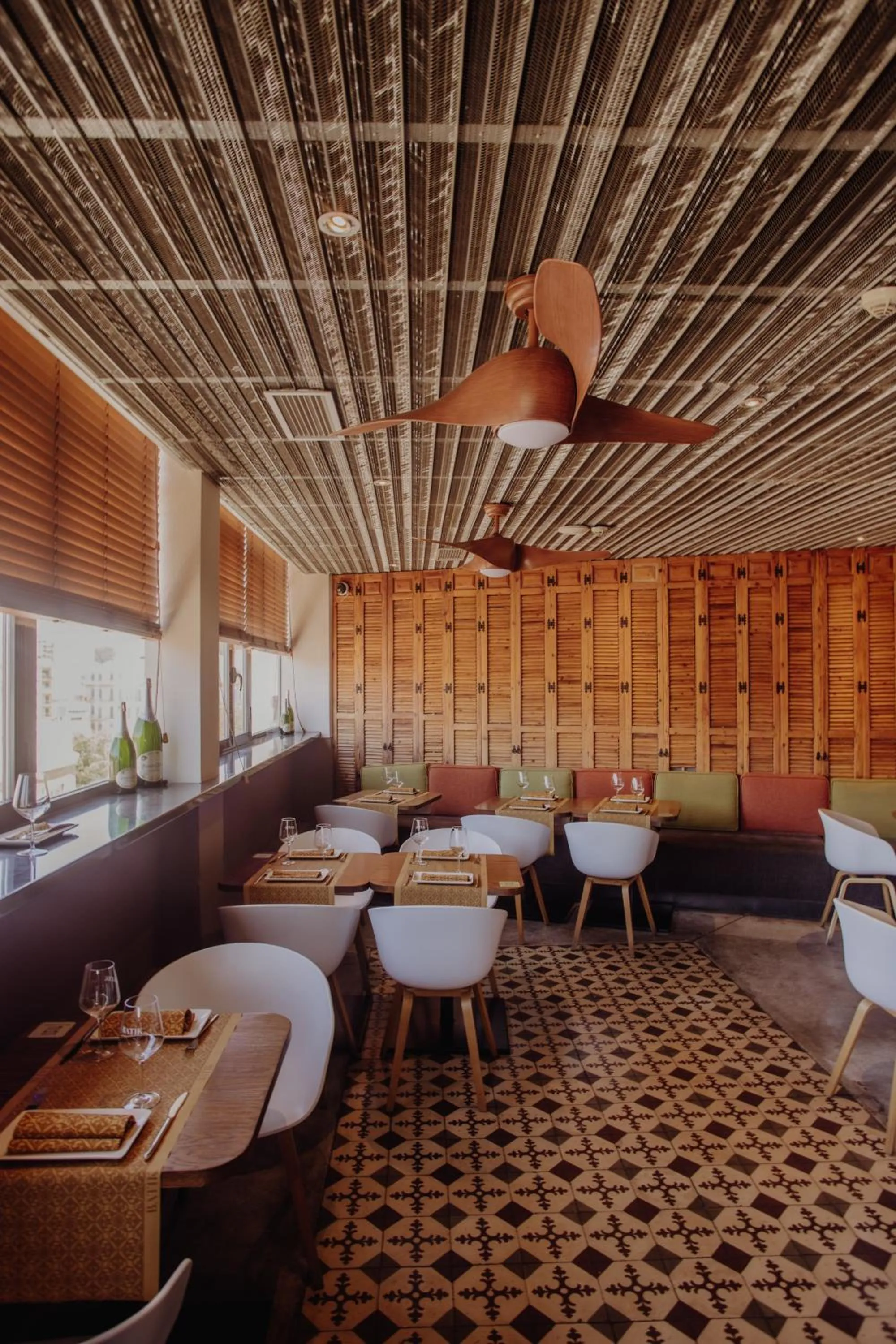 Restaurant/places to eat in Alcazaba Premium Hotel