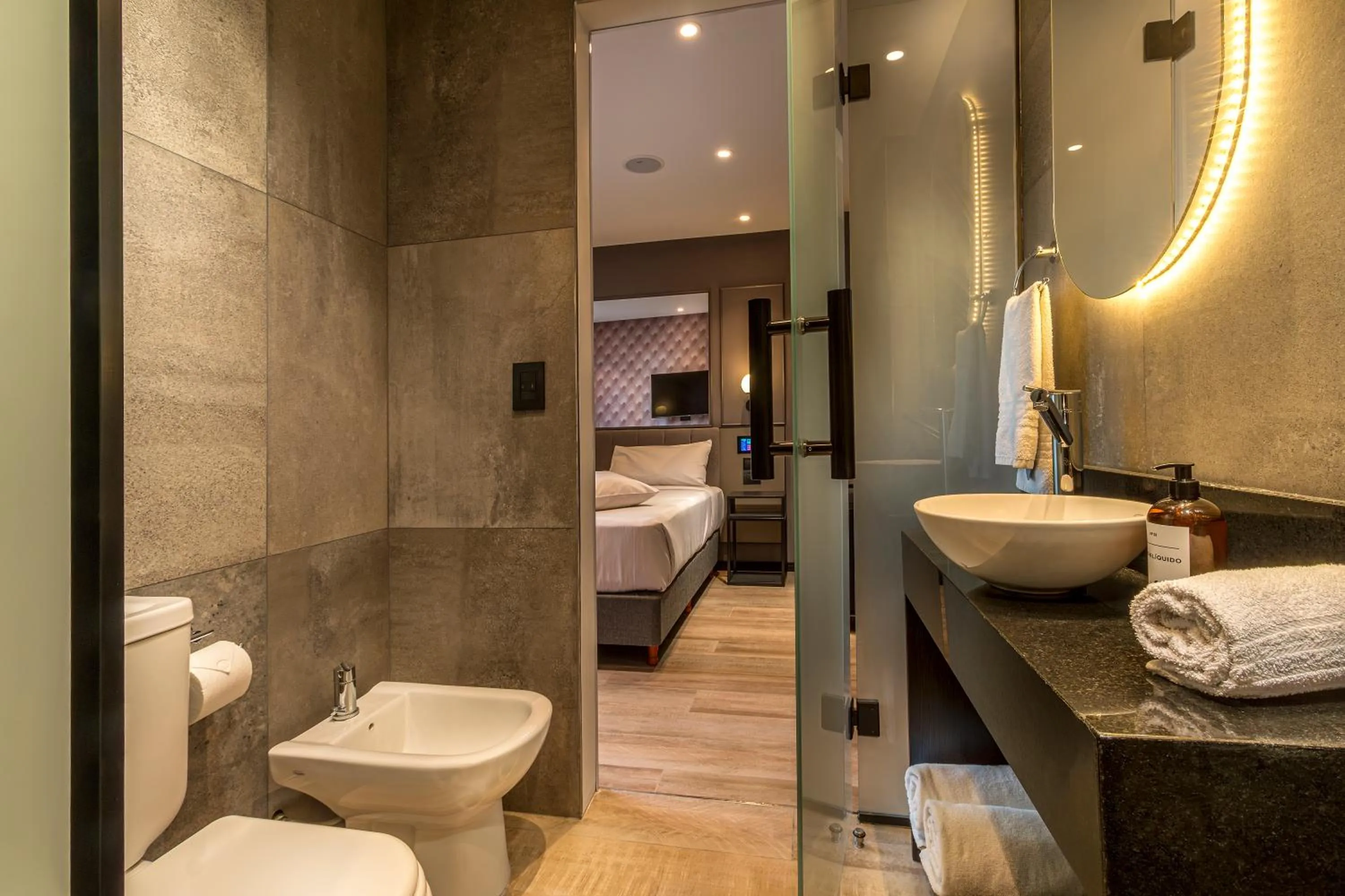 Bathroom in Up Laprida