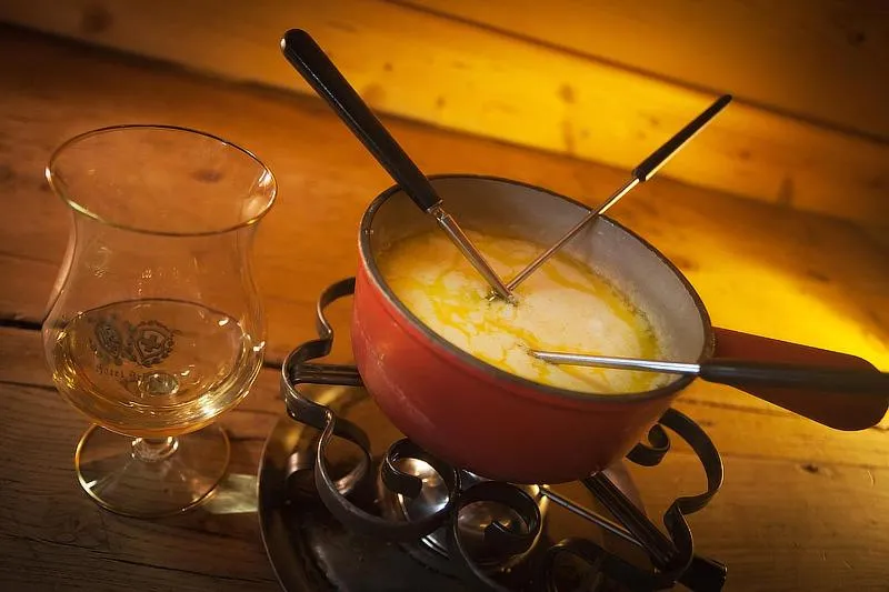 Restaurant/places to eat in Logis hôtel Arbez Franco Suisse