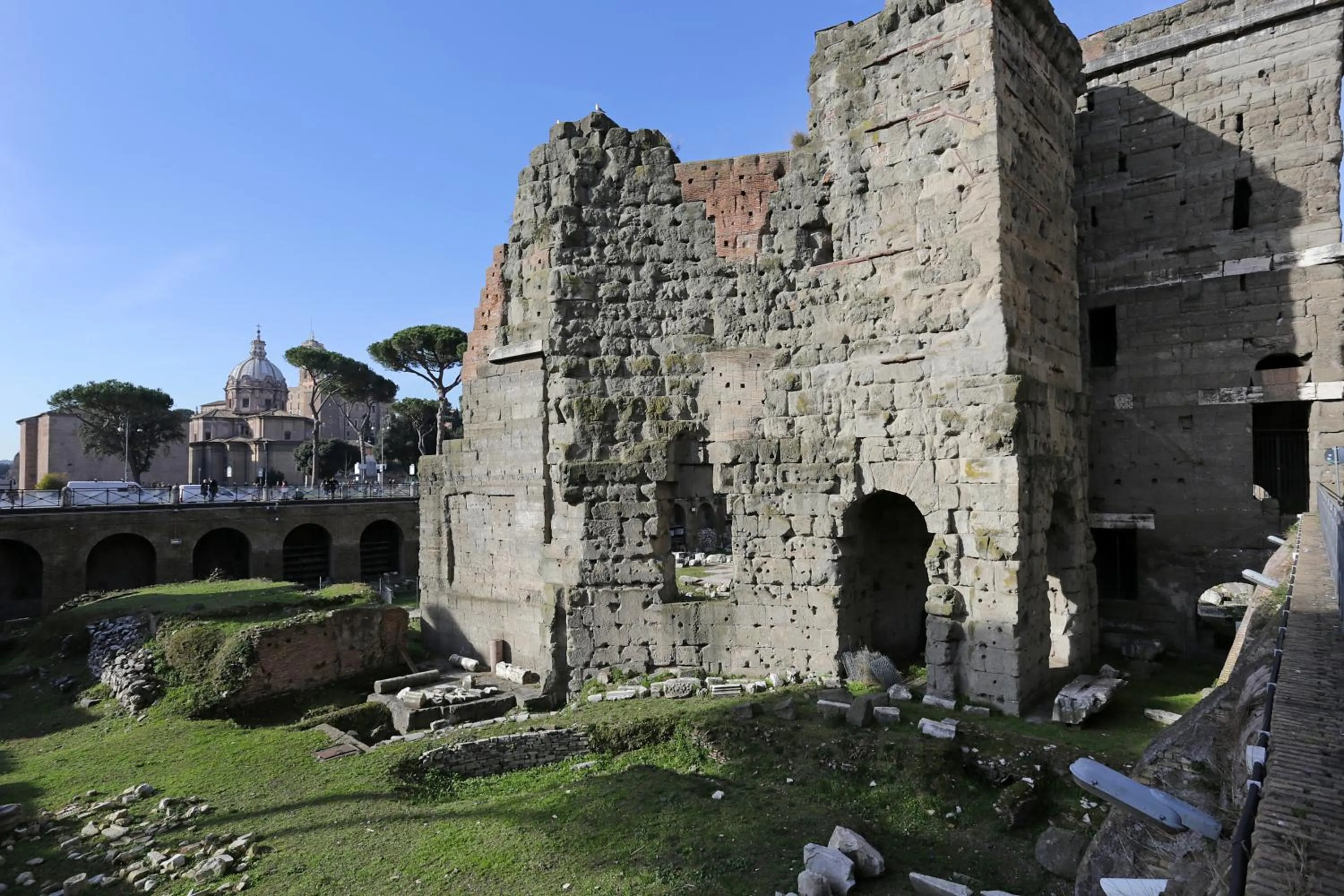 Area and facilities in Madonna de' Monti Suites