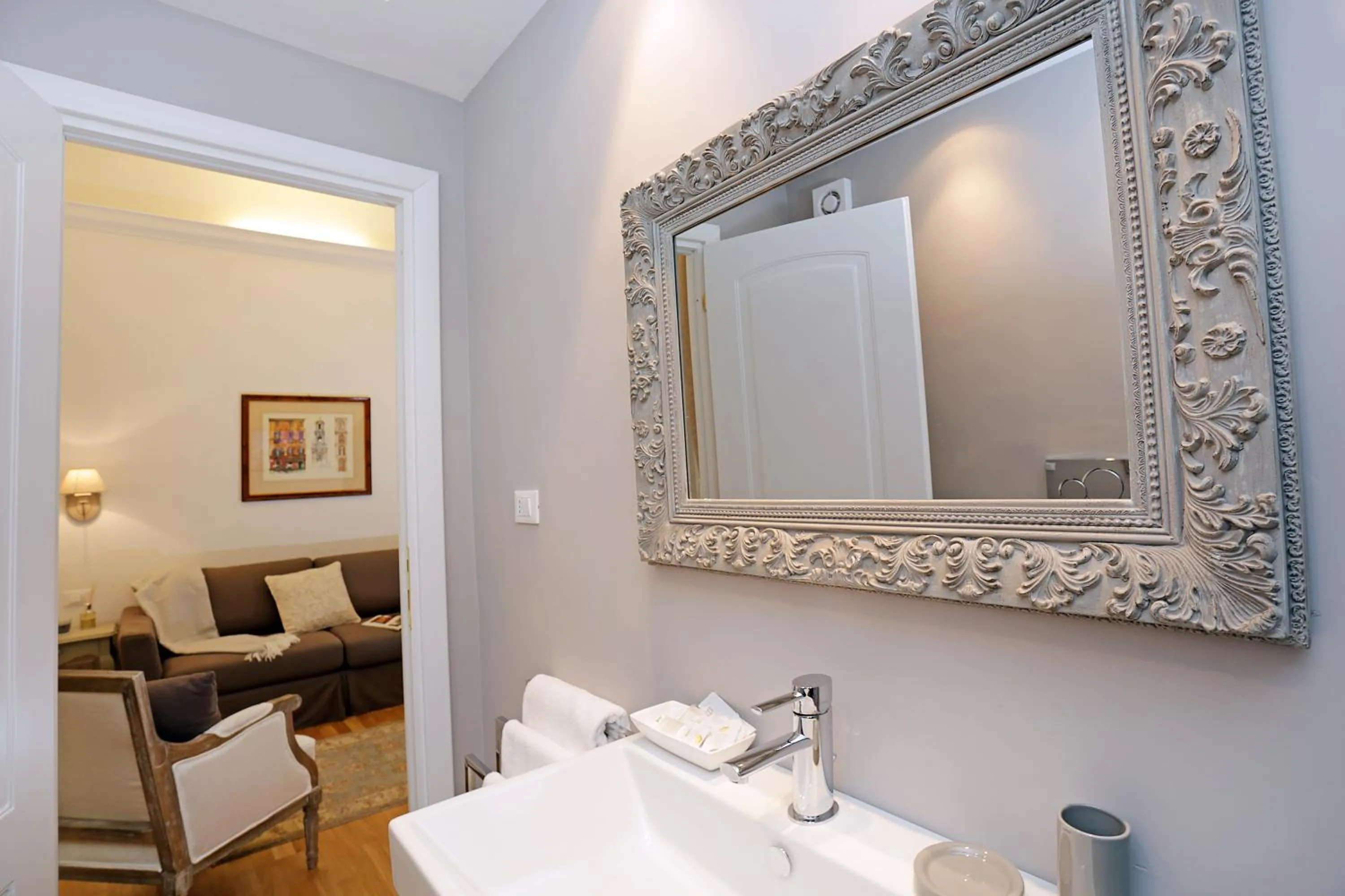 Bathroom in Madonna de' Monti Suites