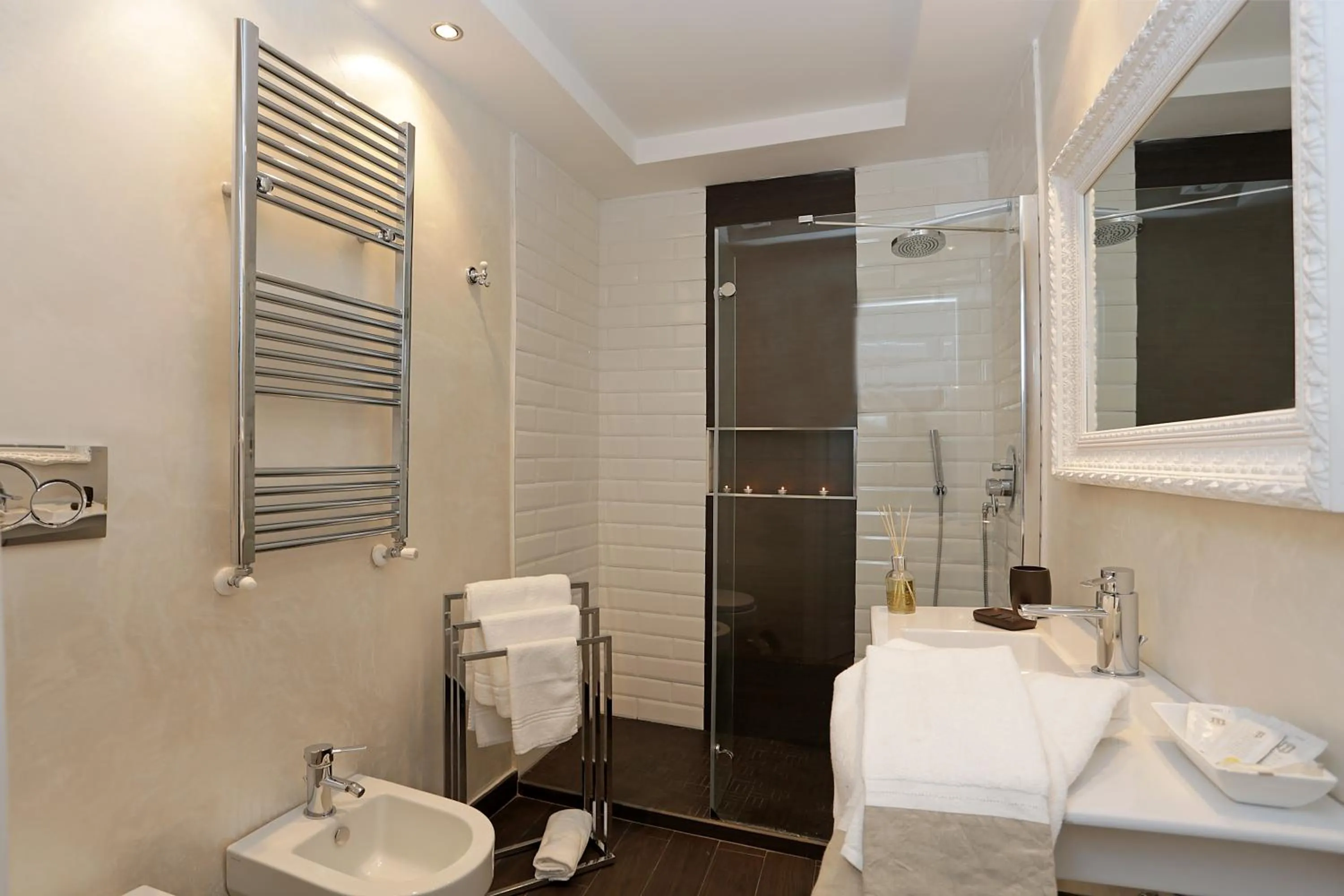 Bathroom in Madonna de' Monti Suites