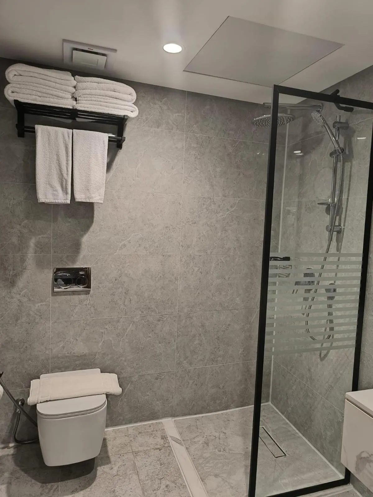 Bathroom in Nasamat Makkah Hotel