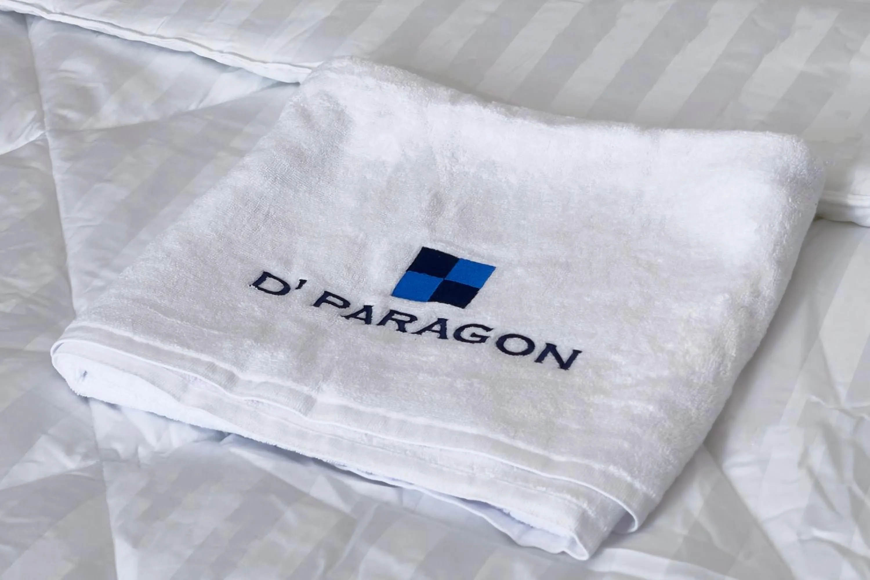 Bed in Dparagon Senopati