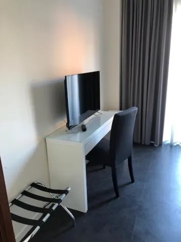 TV and multimedia in Hotel River Palace