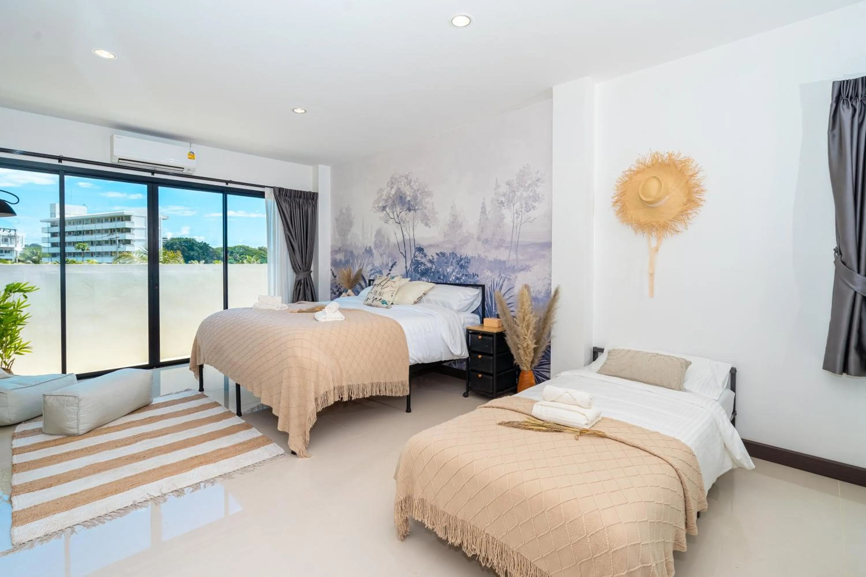 Balcony/Terrace, Bed in Mitsu Guesthouse