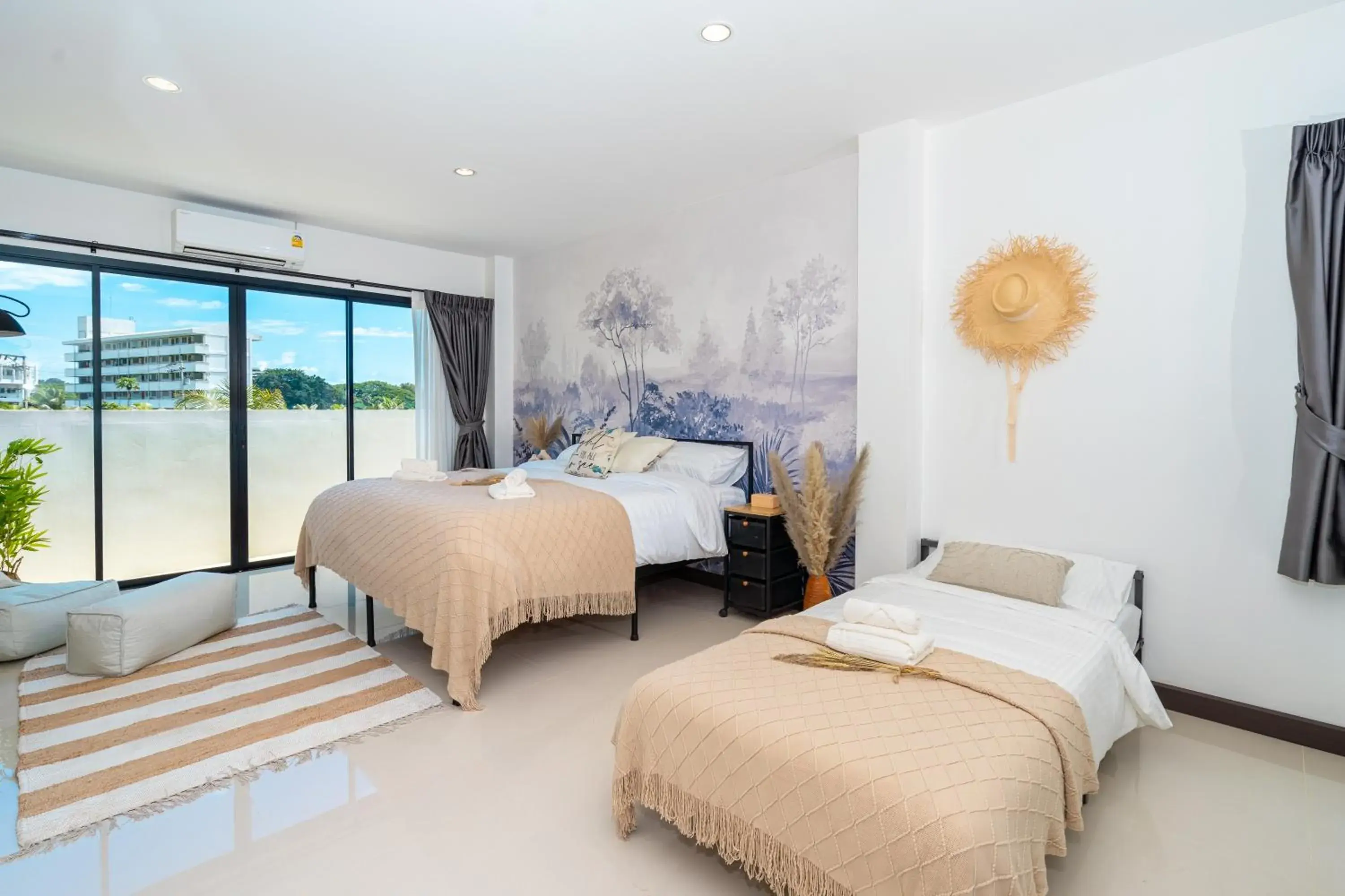 Family Room with Balcony in Mitsu Guesthouse Family Room with Balcony in Mitsu Guesthouse