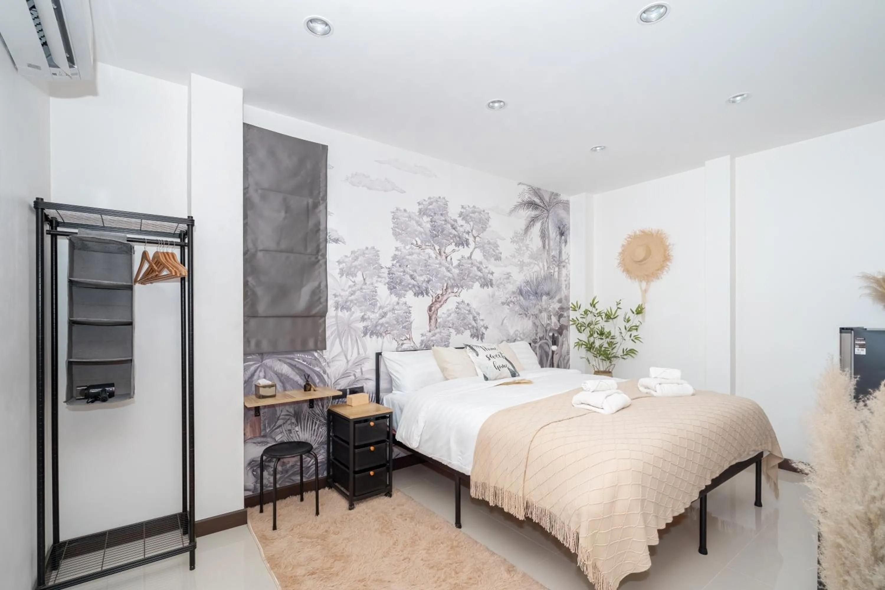 Photo of the whole room, Bed in Mitsu Guesthouse