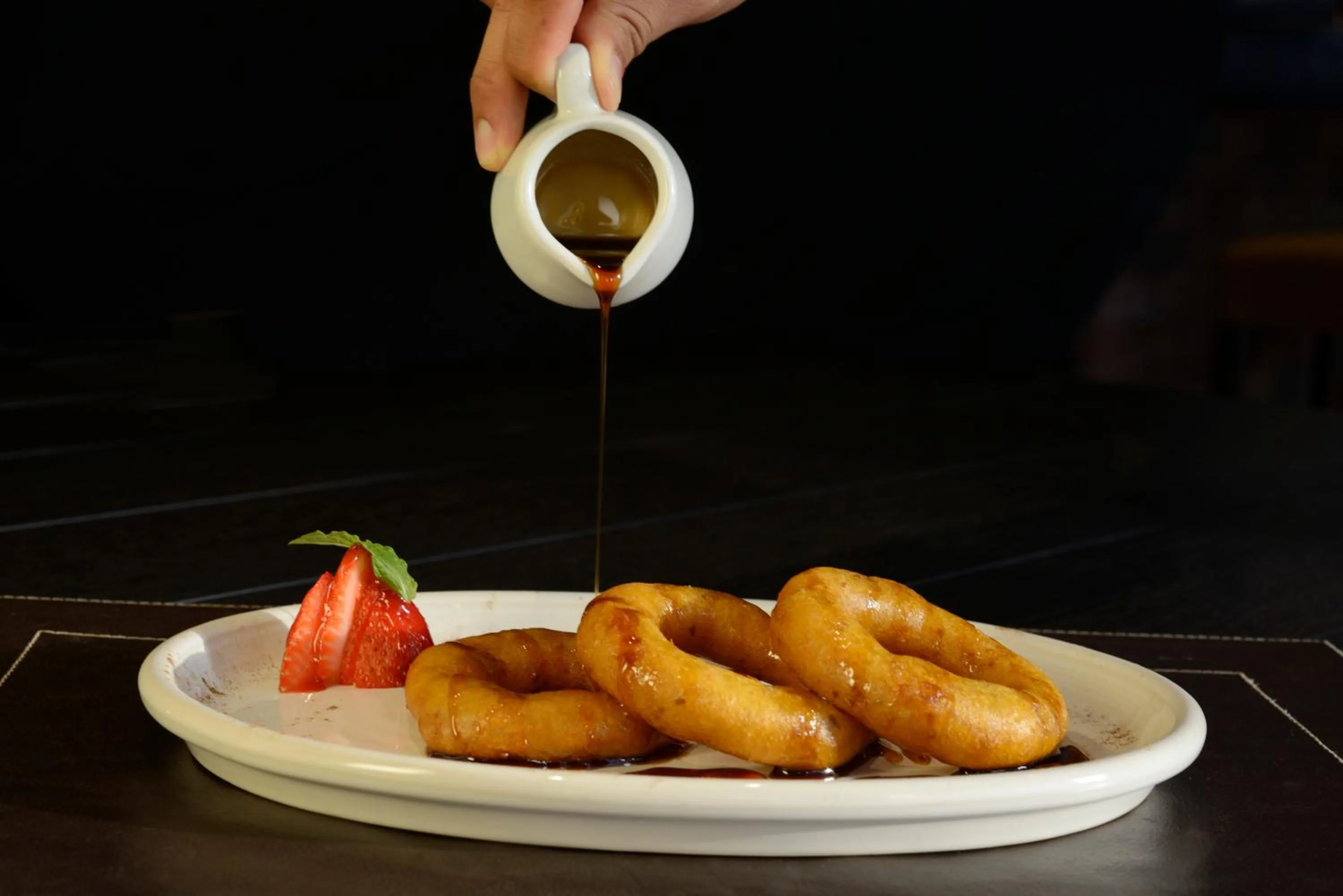 Restaurant/places to eat in Mercure Ariosto Lima