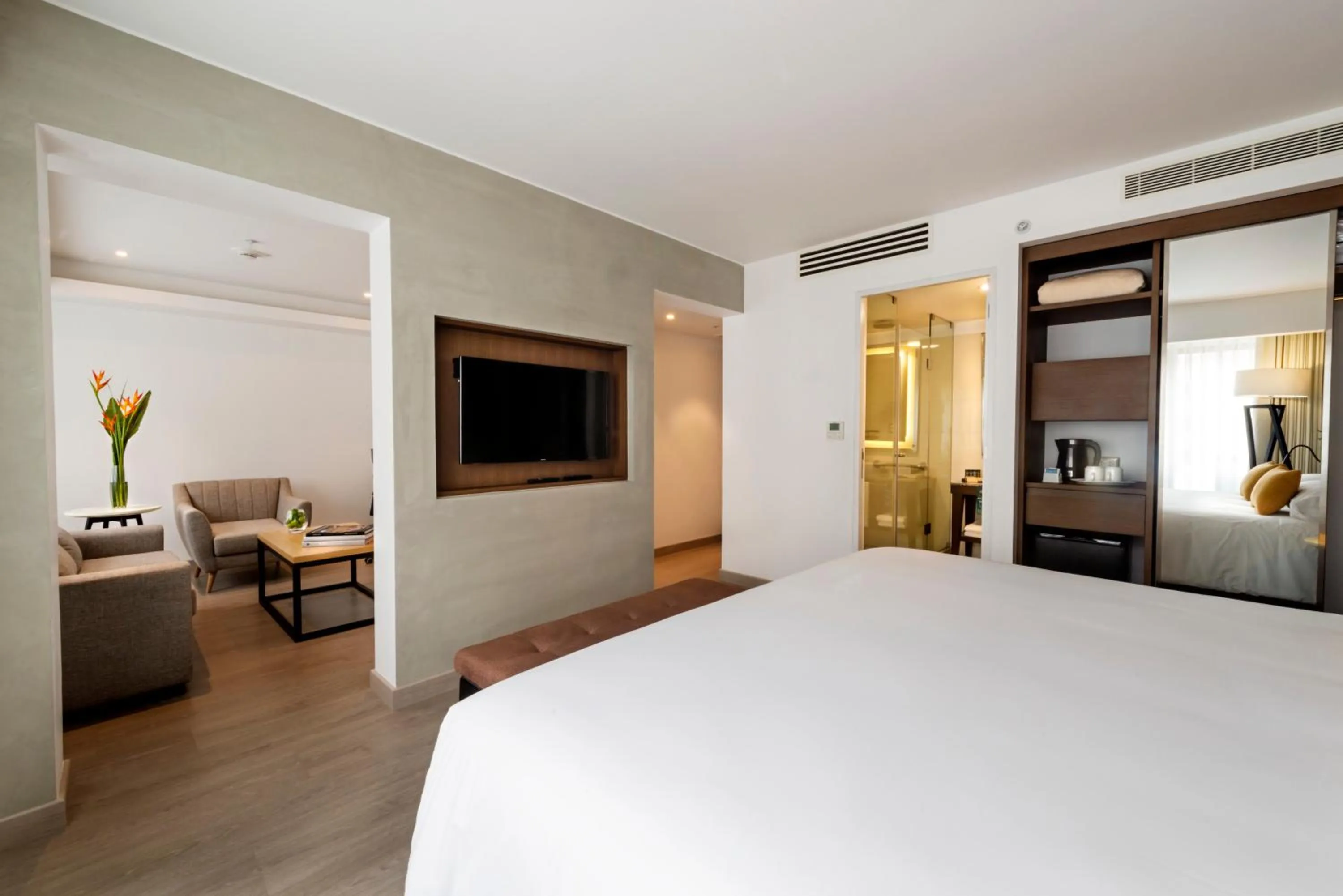 Bathroom in Mercure Ariosto Lima