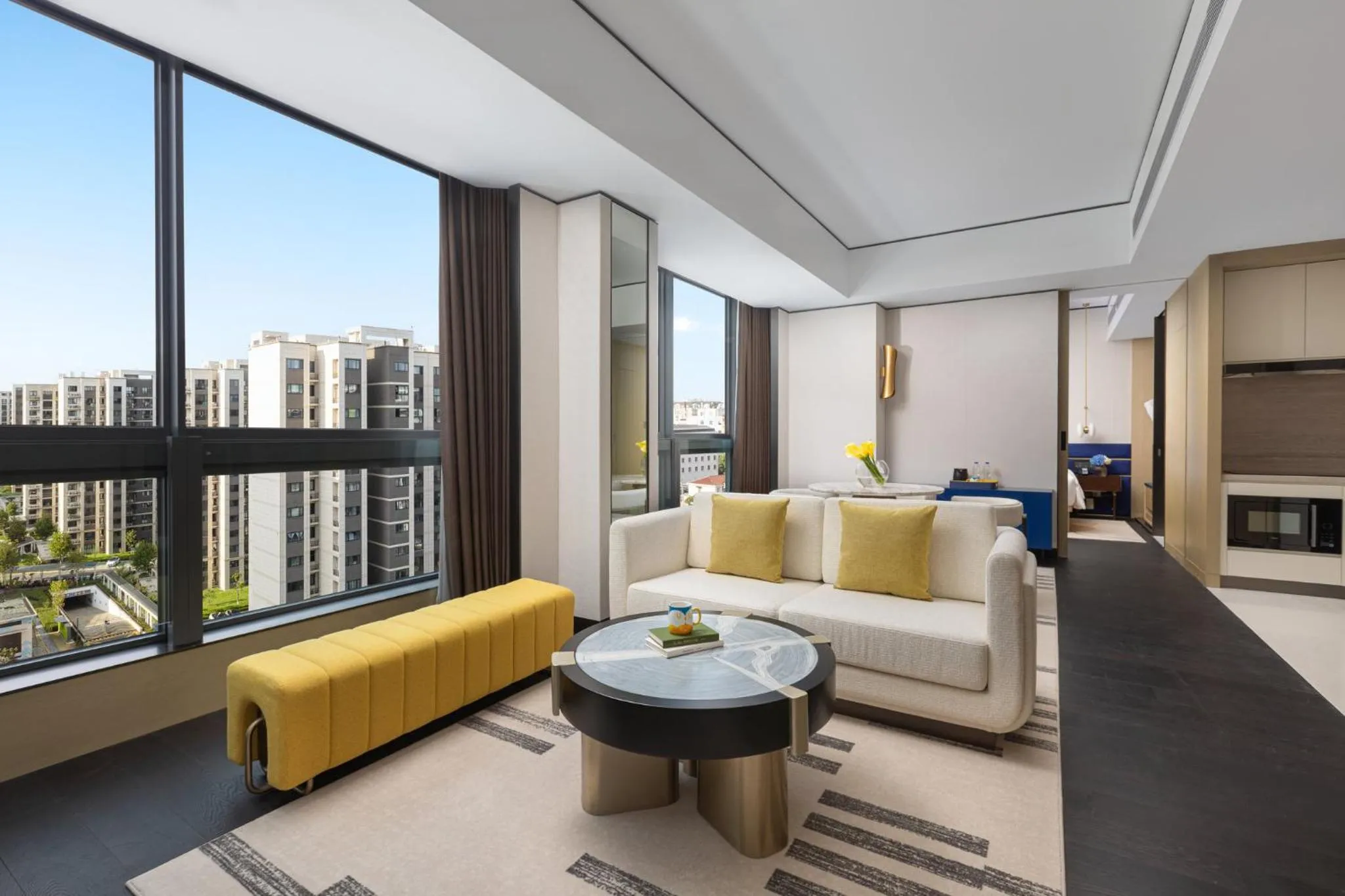 Photo of the whole room in voco Suites Shanghai Hongqiao CBD by IHG