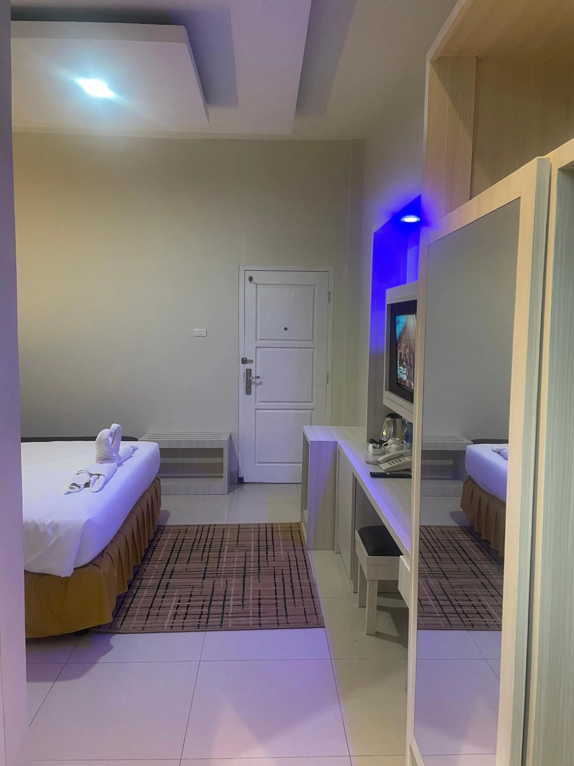 Bedroom, Bed in Soeltan Luxe Hotel Lampung