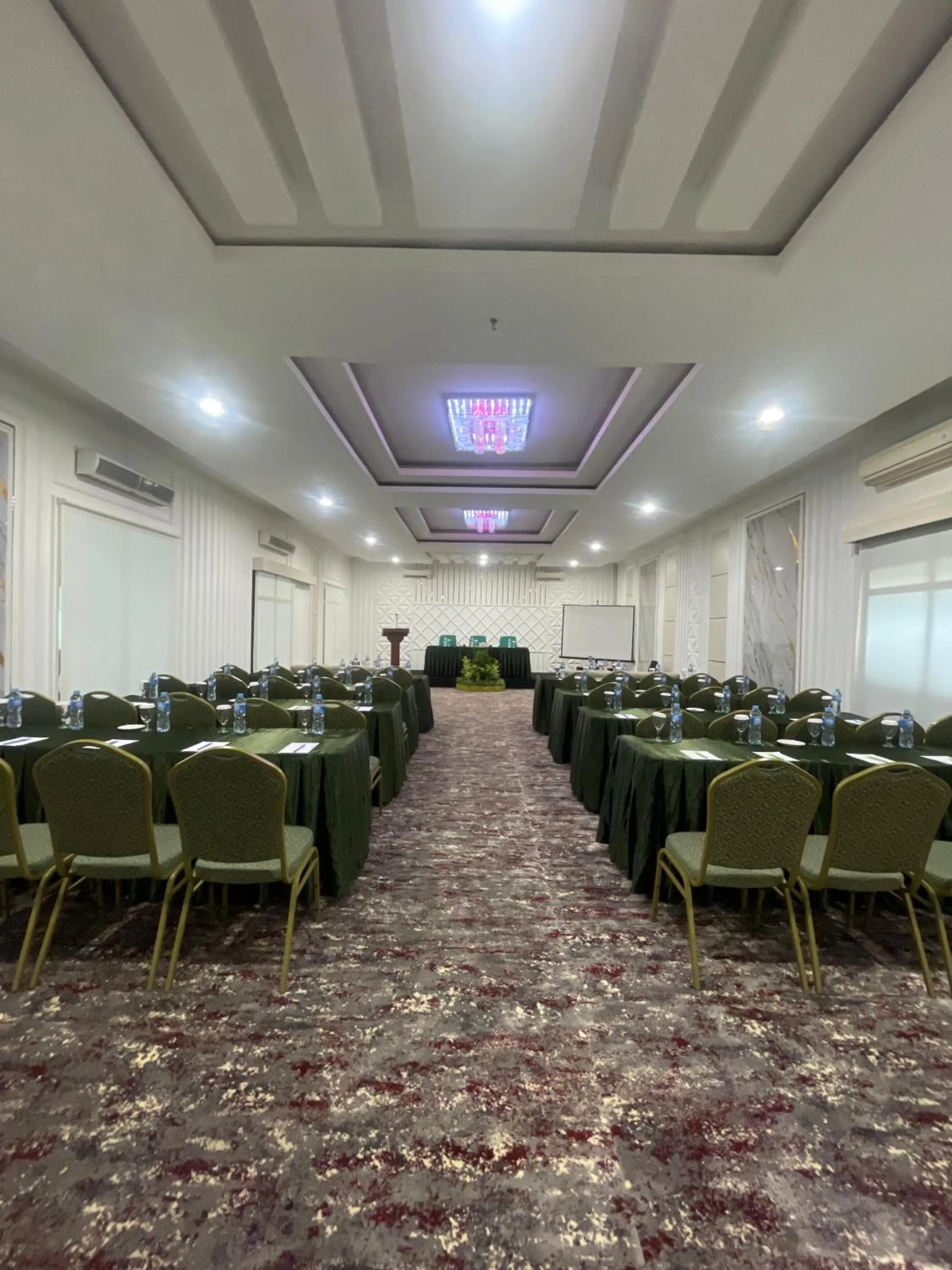 Meeting/conference room in Soeltan Luxe Hotel Lampung