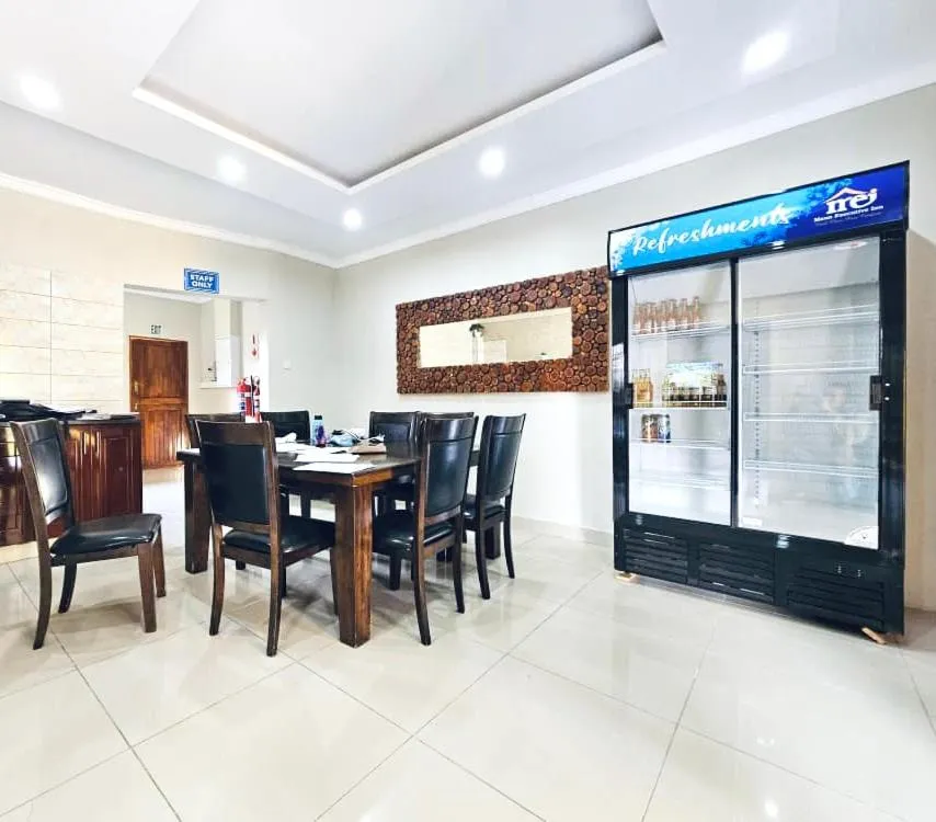 Dining area in Maun Executive Inn