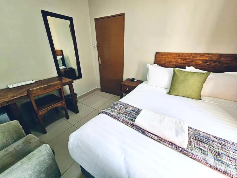 Bed in Maun Executive Inn