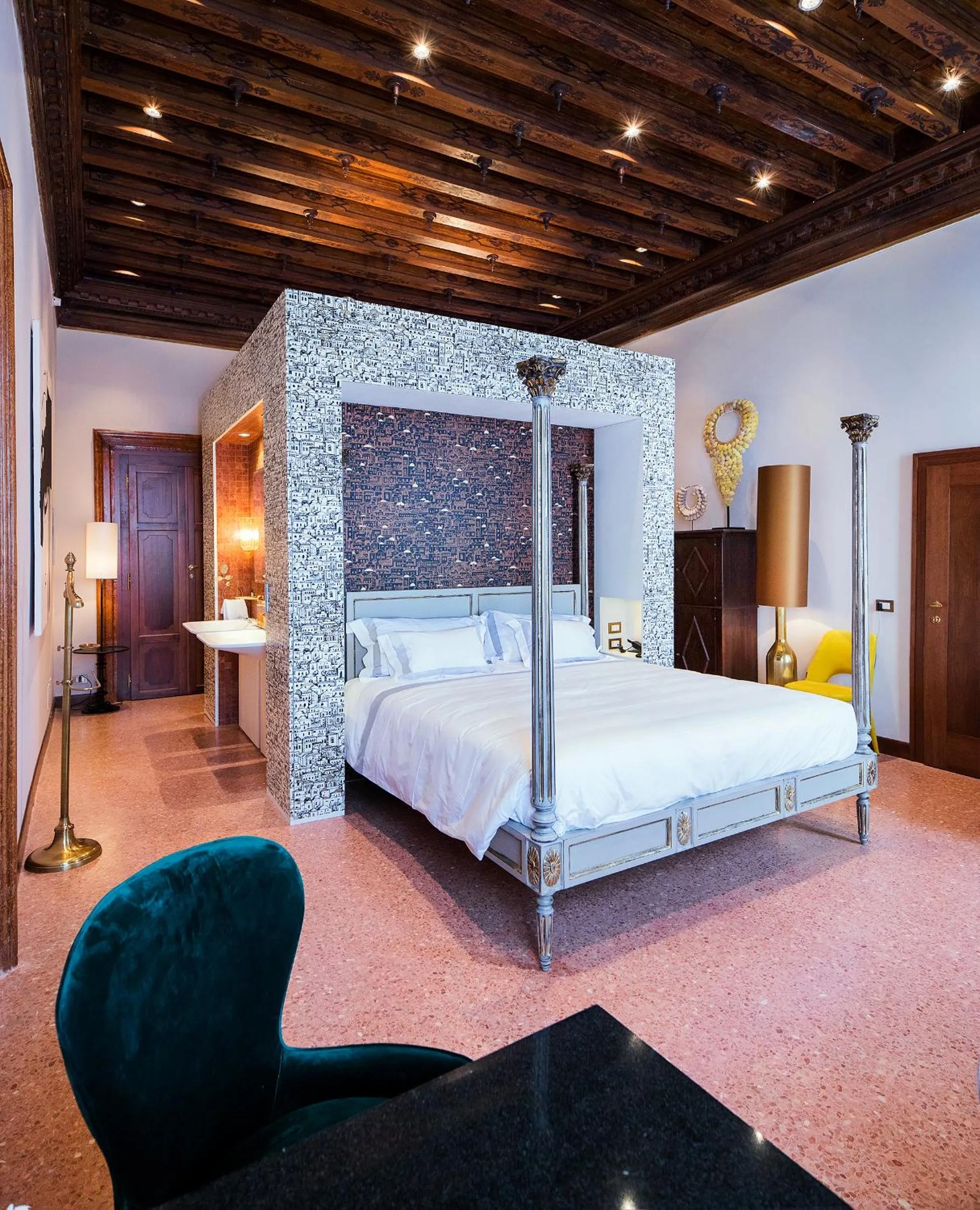 Bed in Hotel Heureka