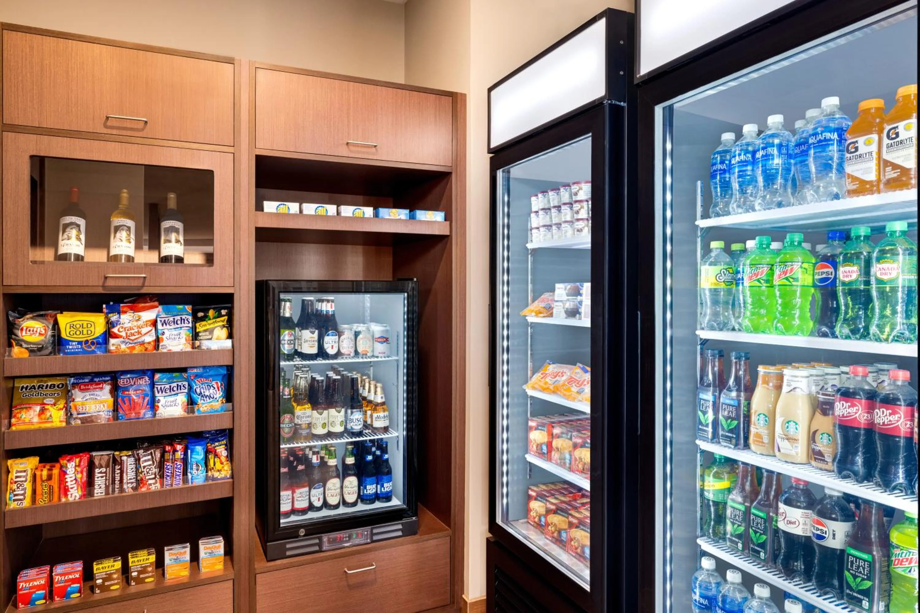 On-site shops in Residence Inn by Marriott Mechanicsburg