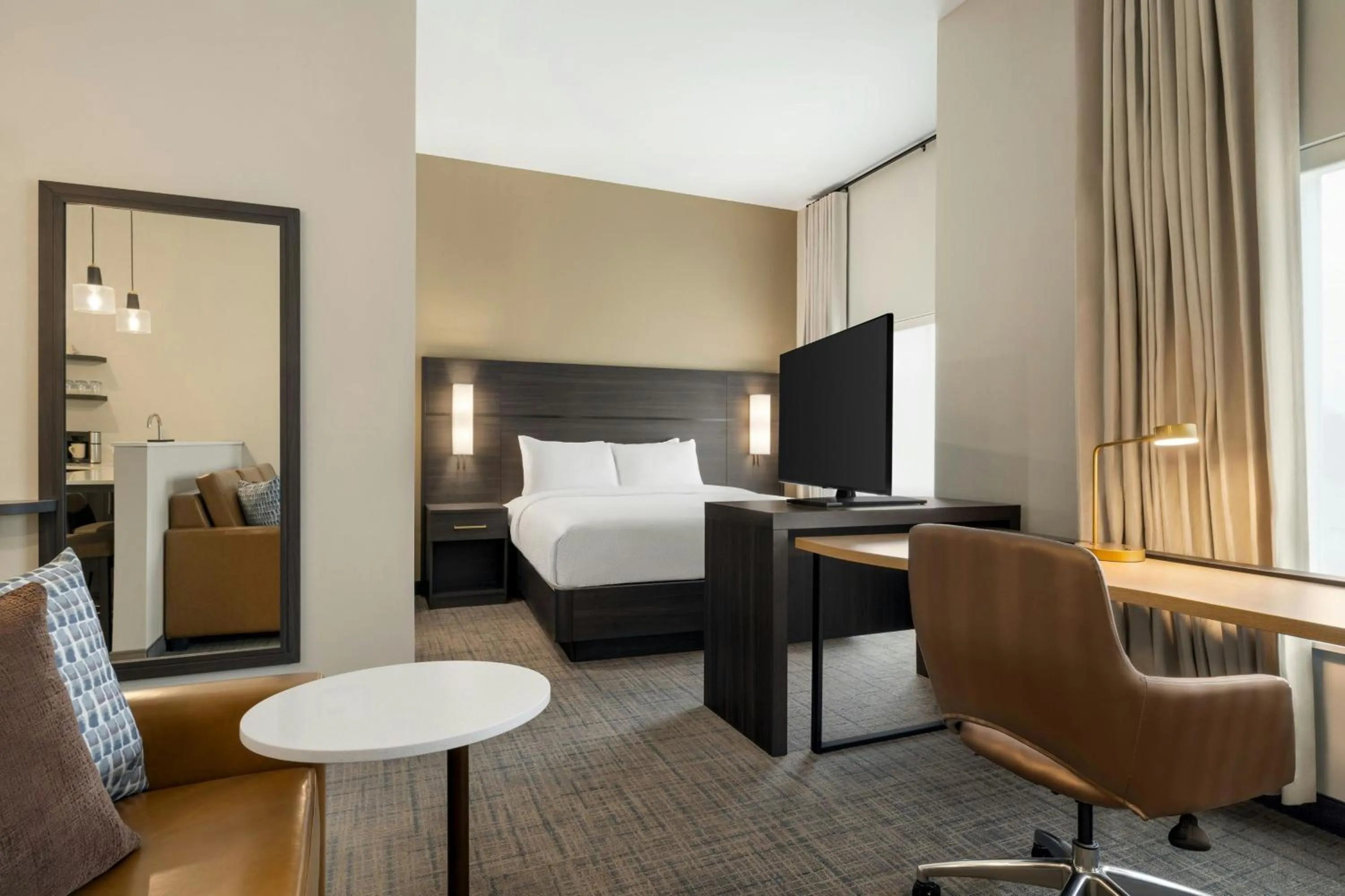 Bedroom, Bed in Residence Inn by Marriott Mechanicsburg