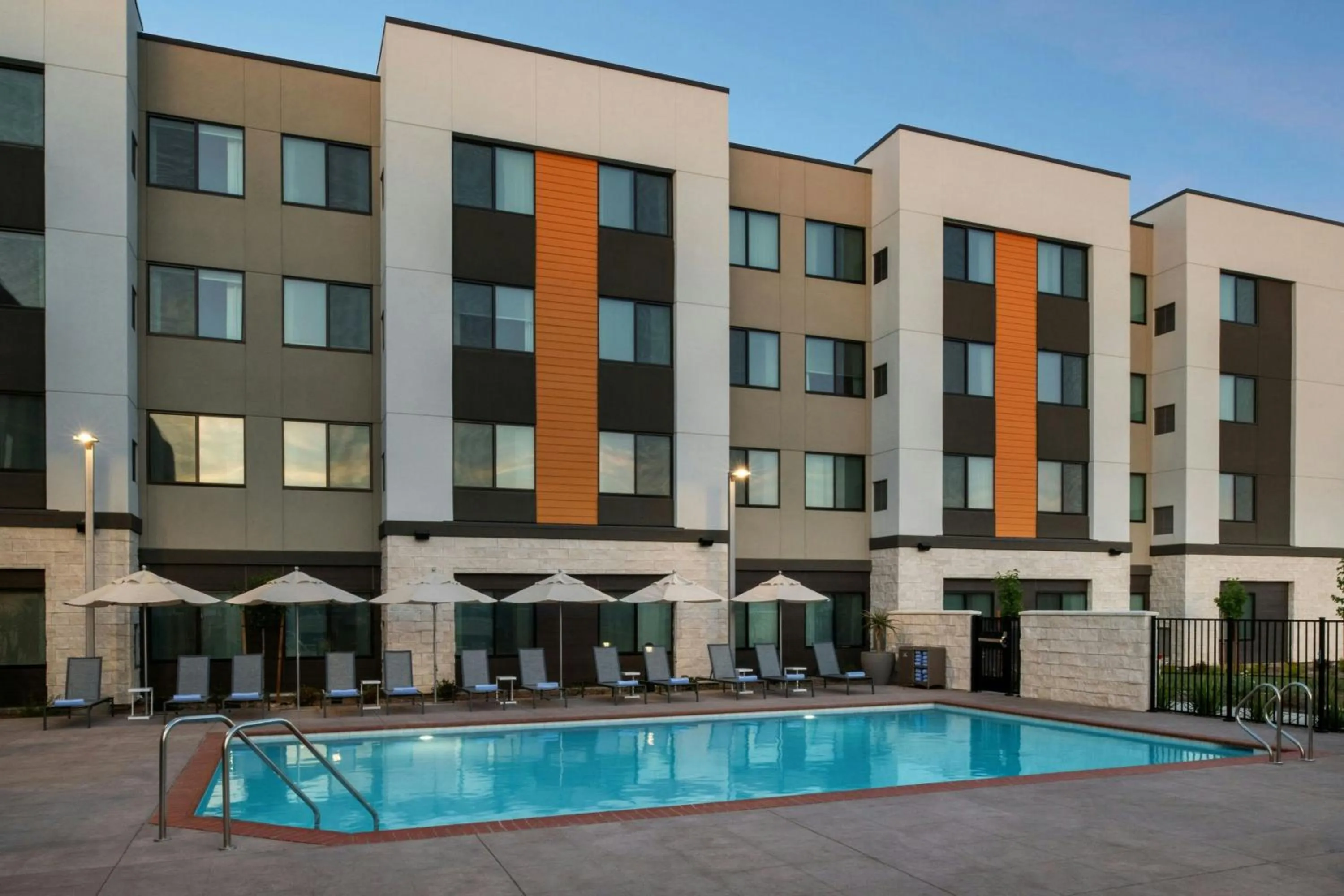 Swimming pool in Residence Inn by Marriott Sacramento Cal Expo