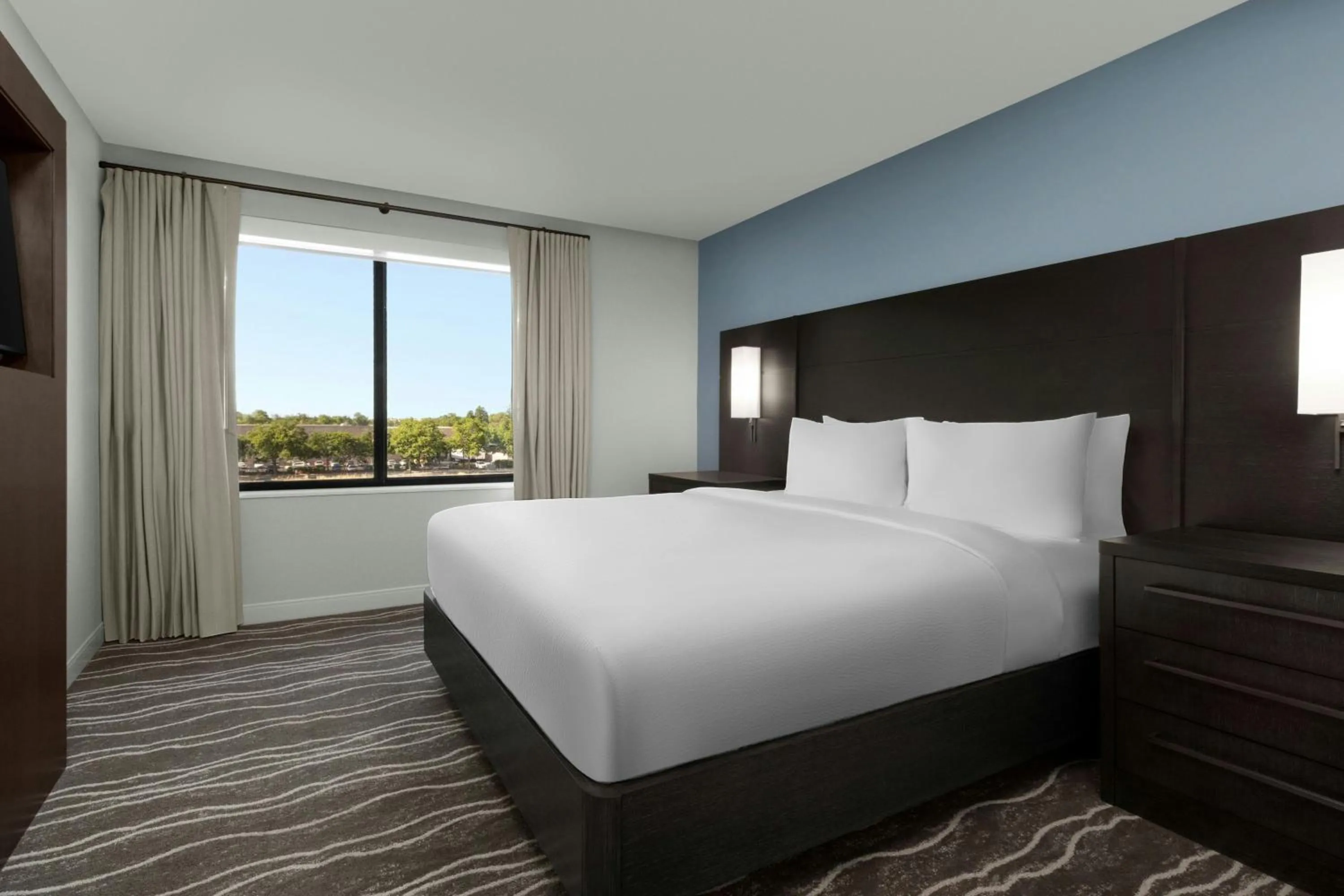 Bedroom, Bed in Residence Inn by Marriott Sacramento Cal Expo