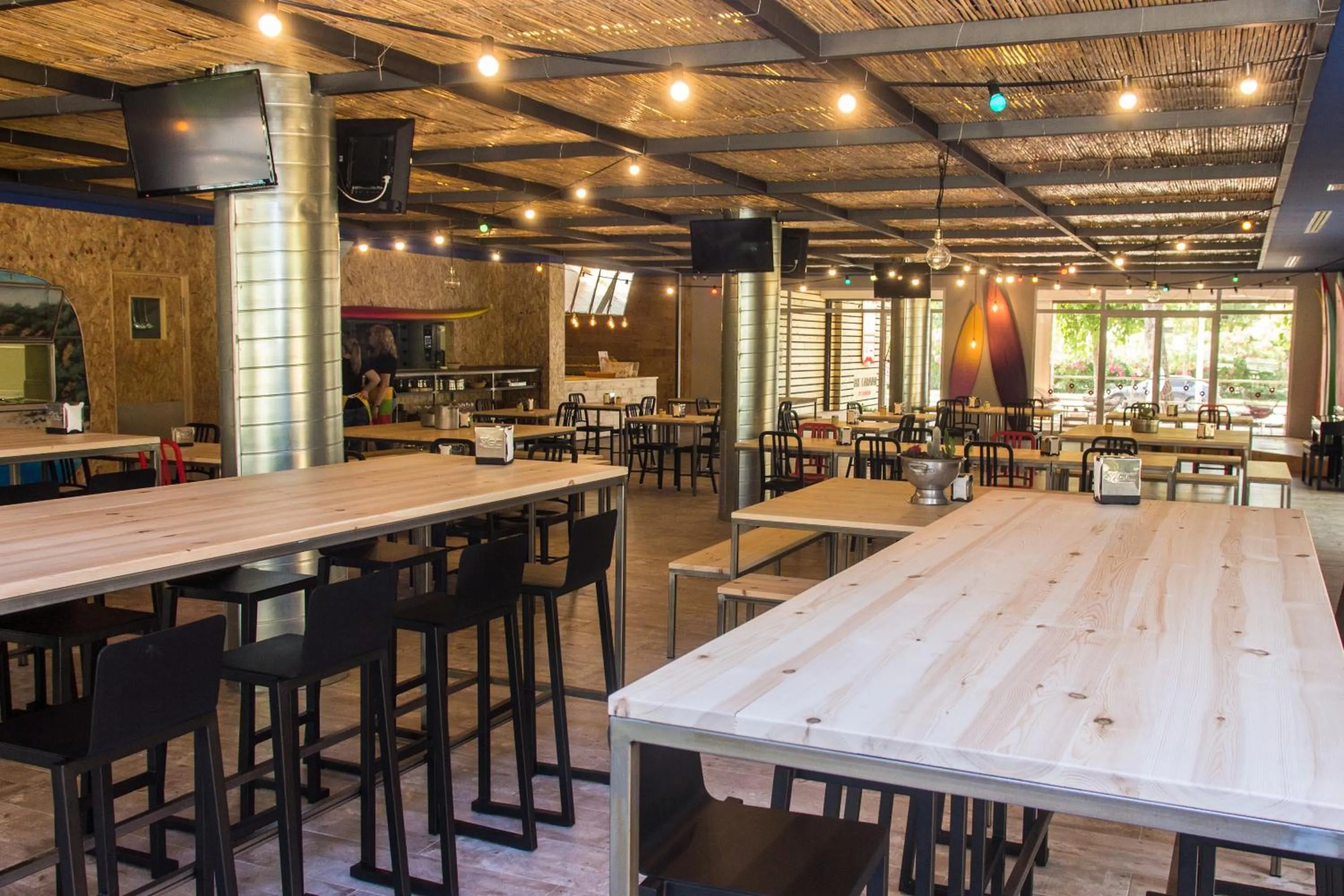 Restaurant/places to eat in Càmping Bellsol