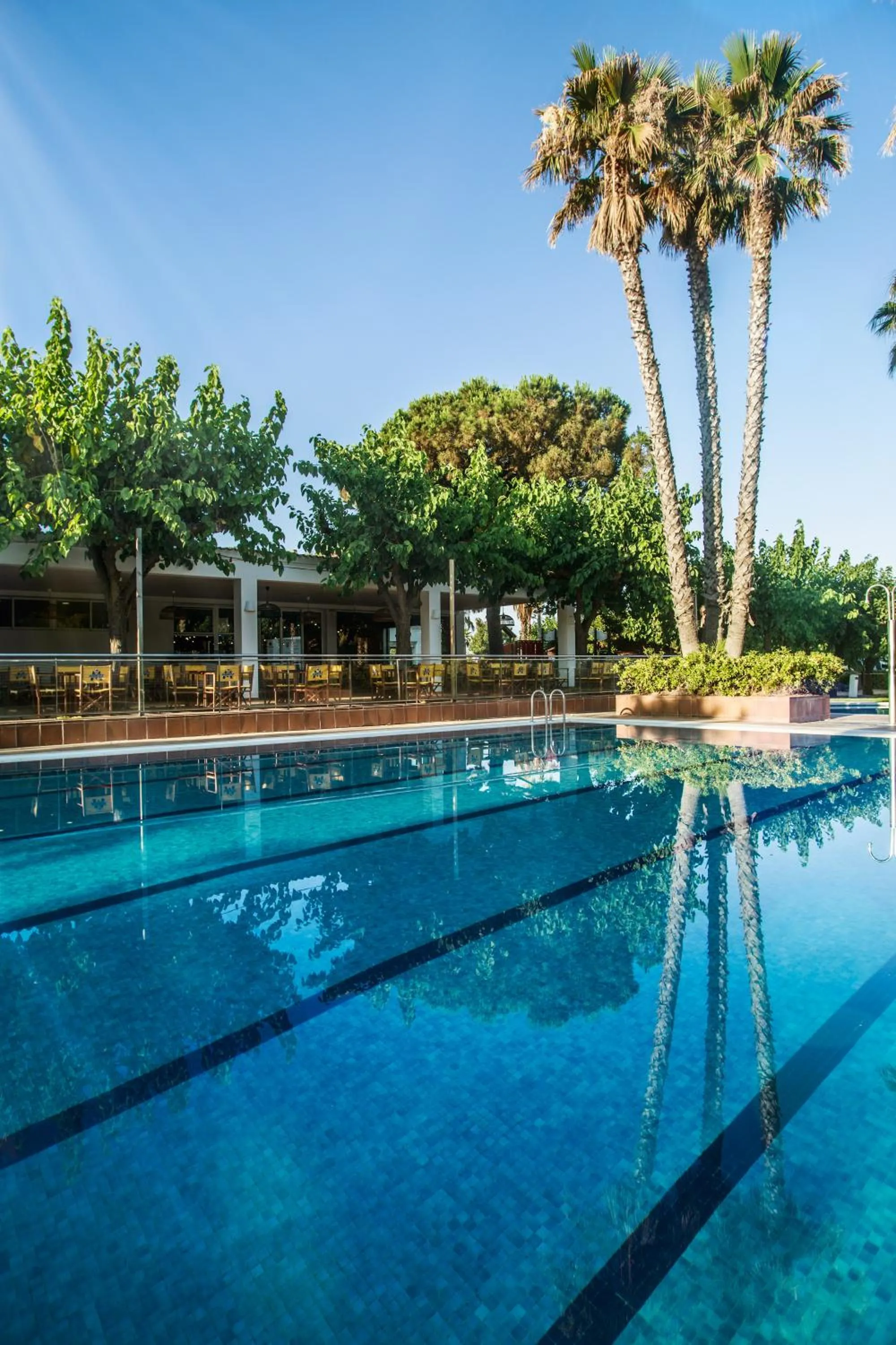 Restaurant/places to eat in Càmping Bellsol