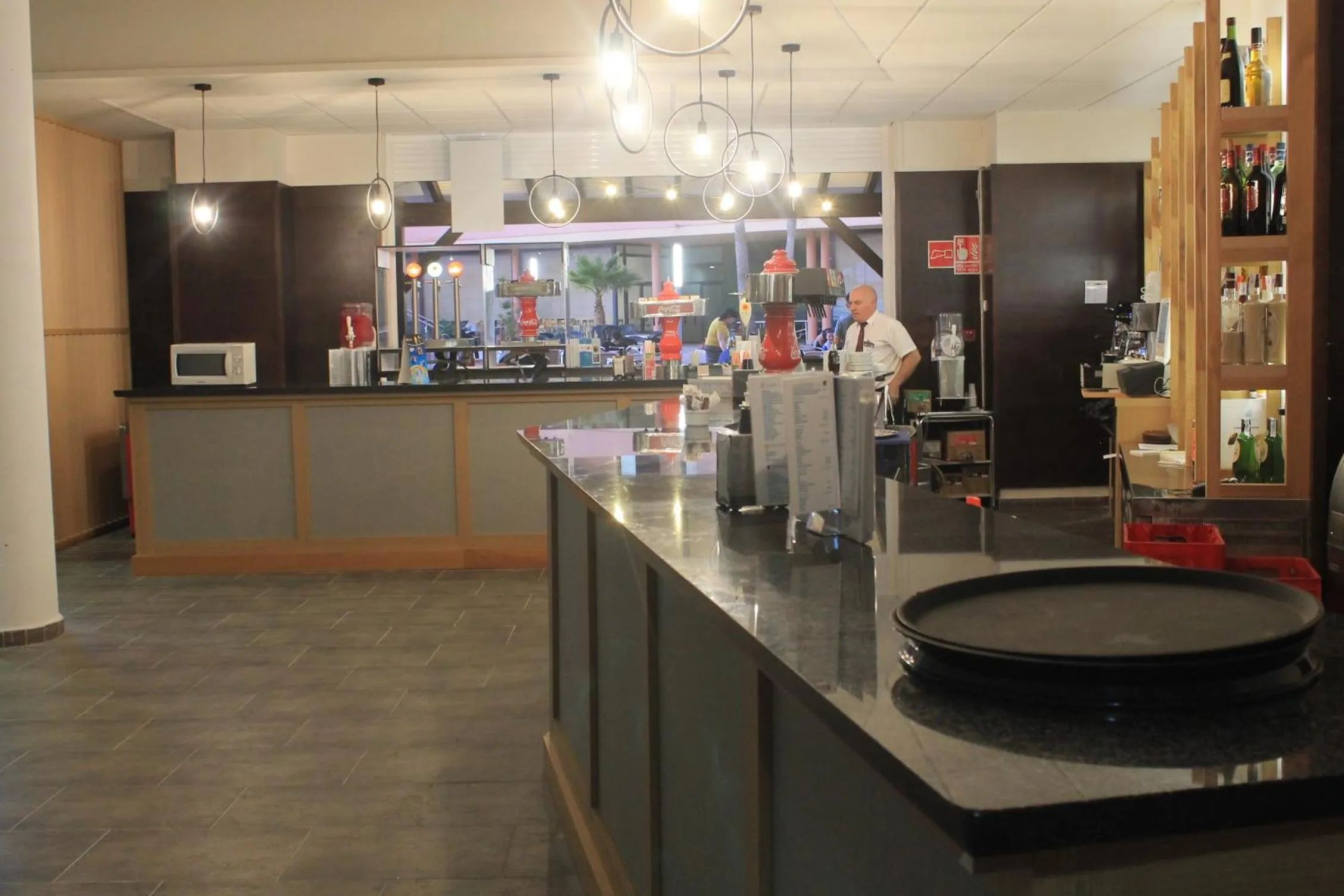 Lounge or bar in Advise Hotels Reina