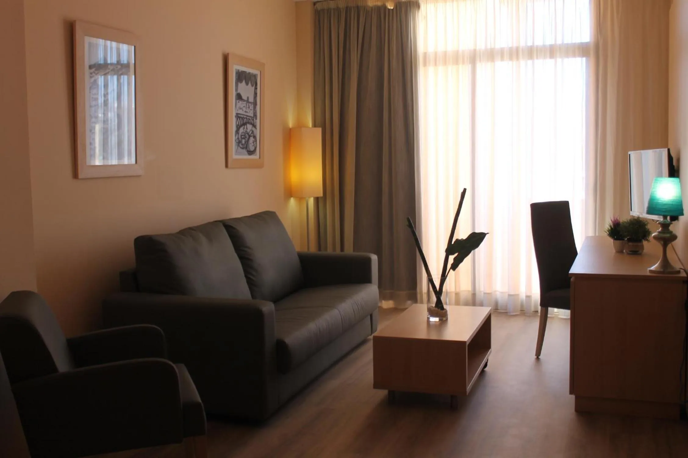 Living room in Advise Hotels Reina