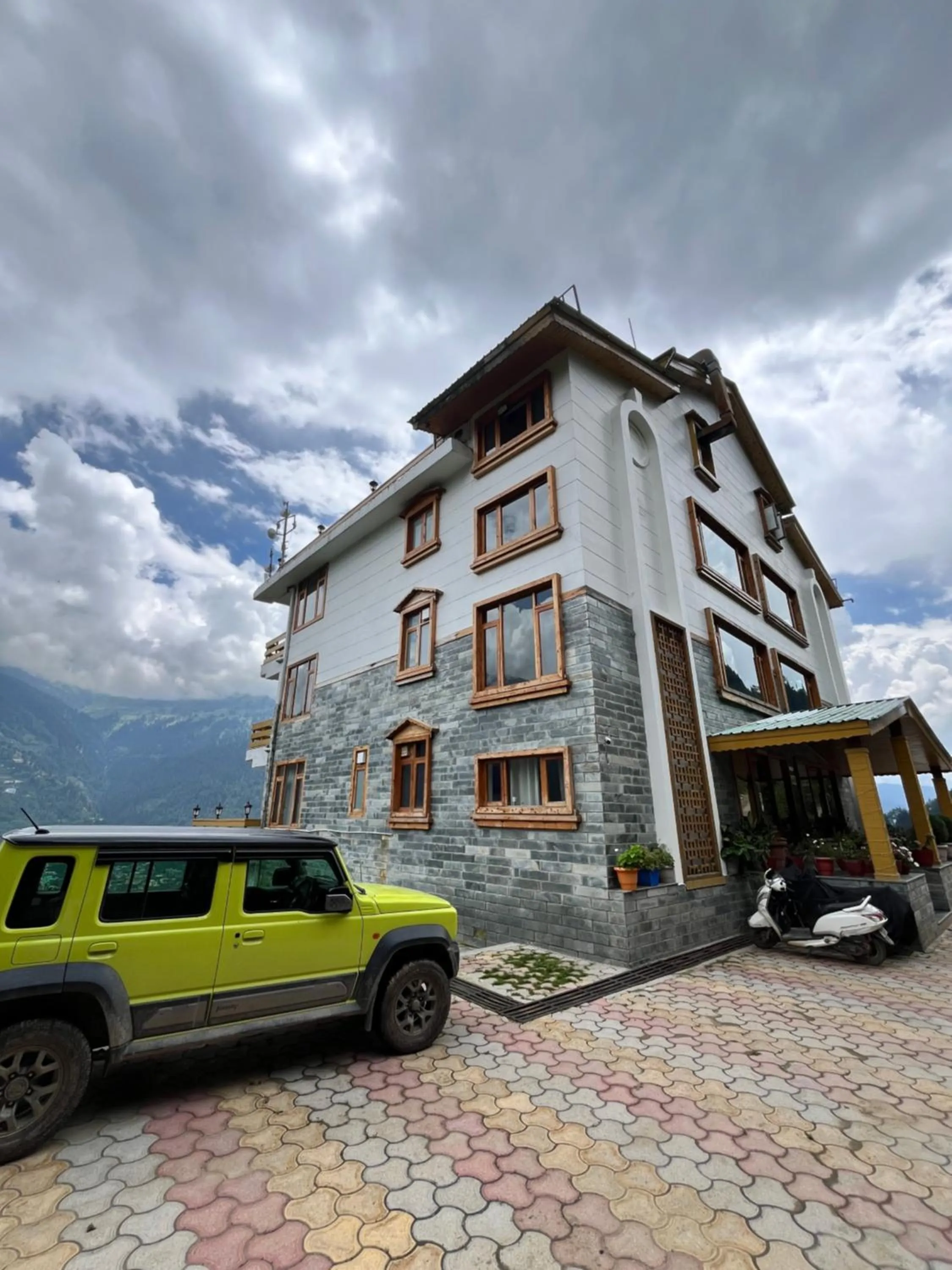 Property building in Vivaan The Sunrise