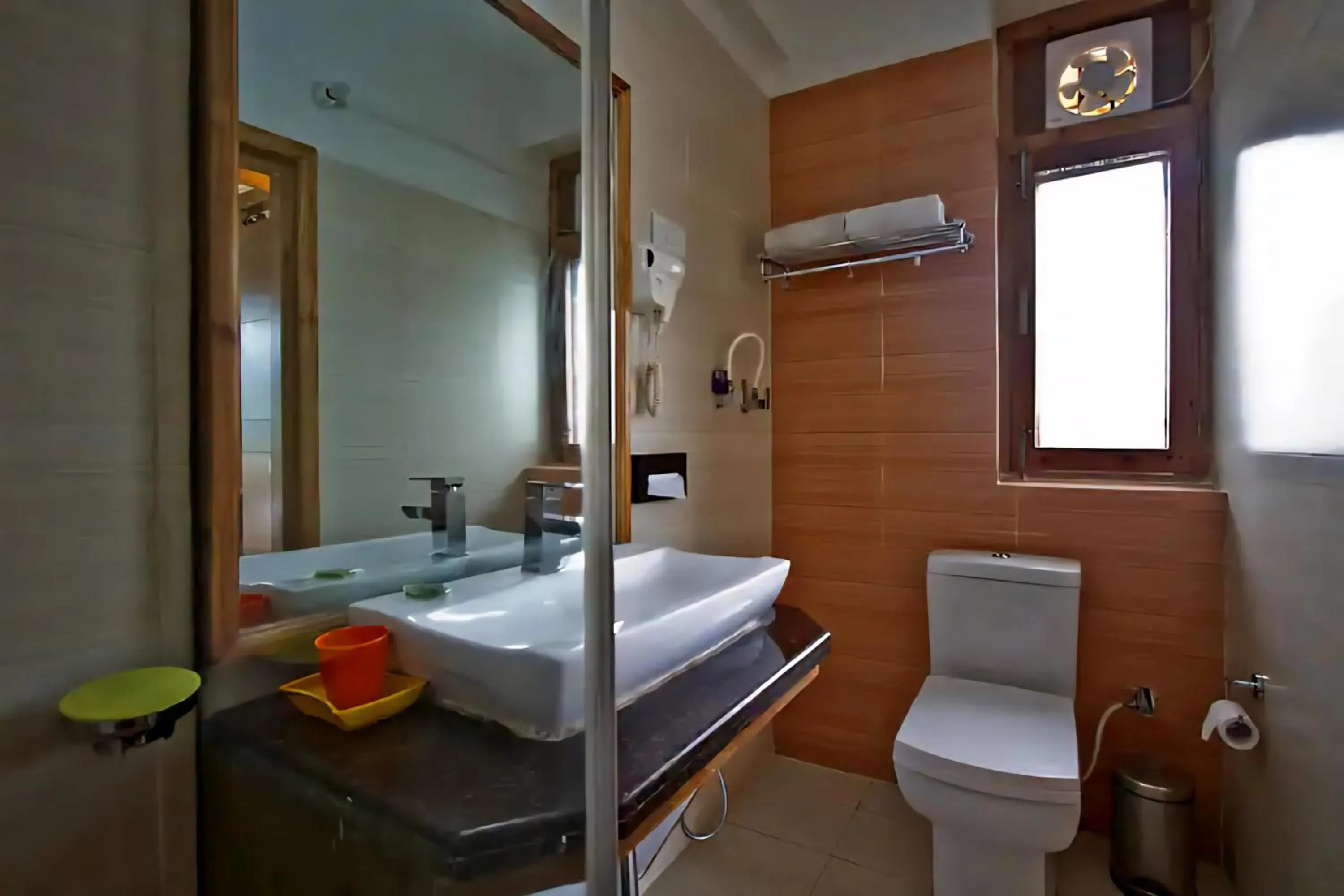 Bathroom, Bed in Vivaan The Sunrise